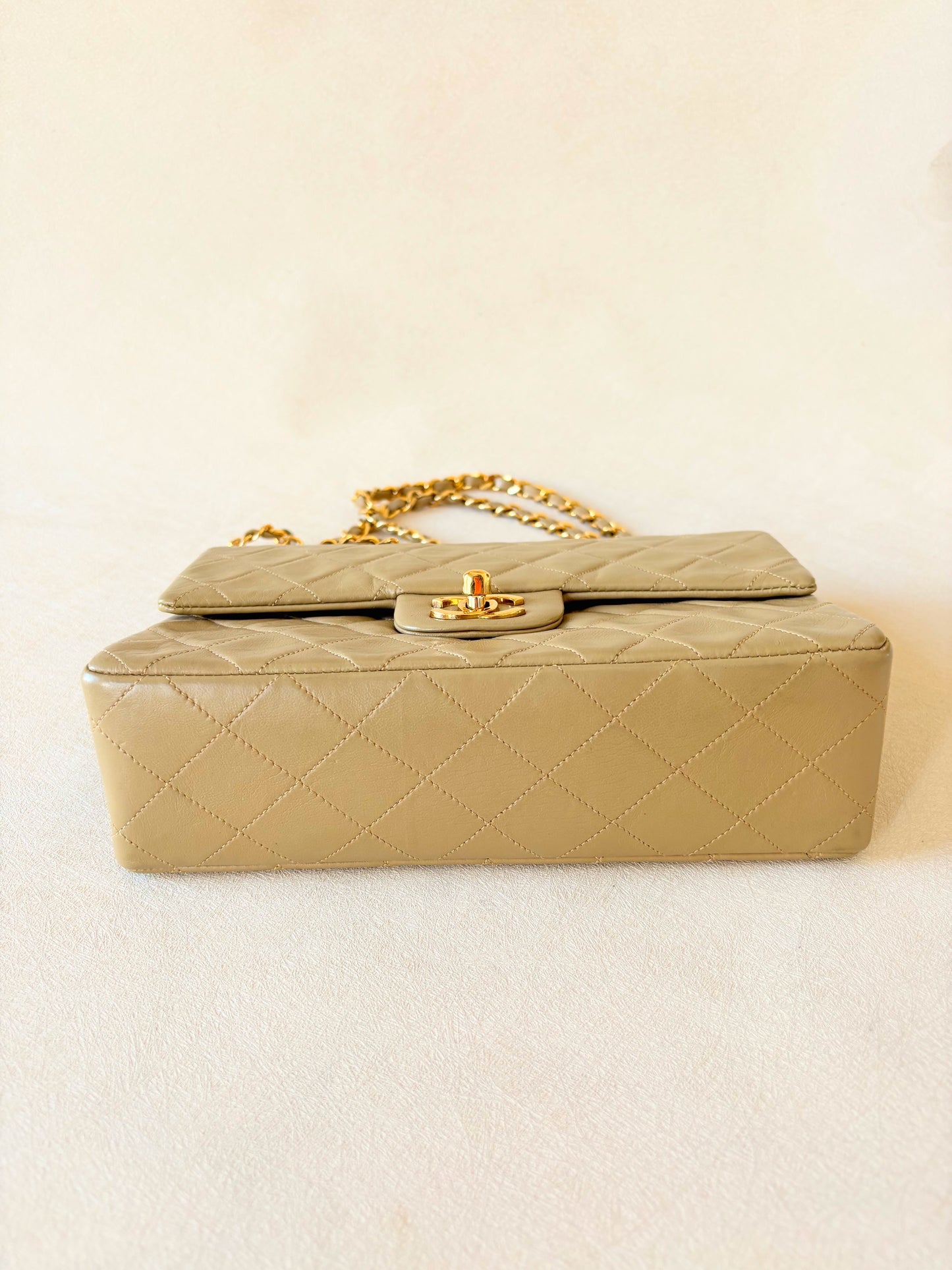 CHANEL Sac Timeless Classic 23