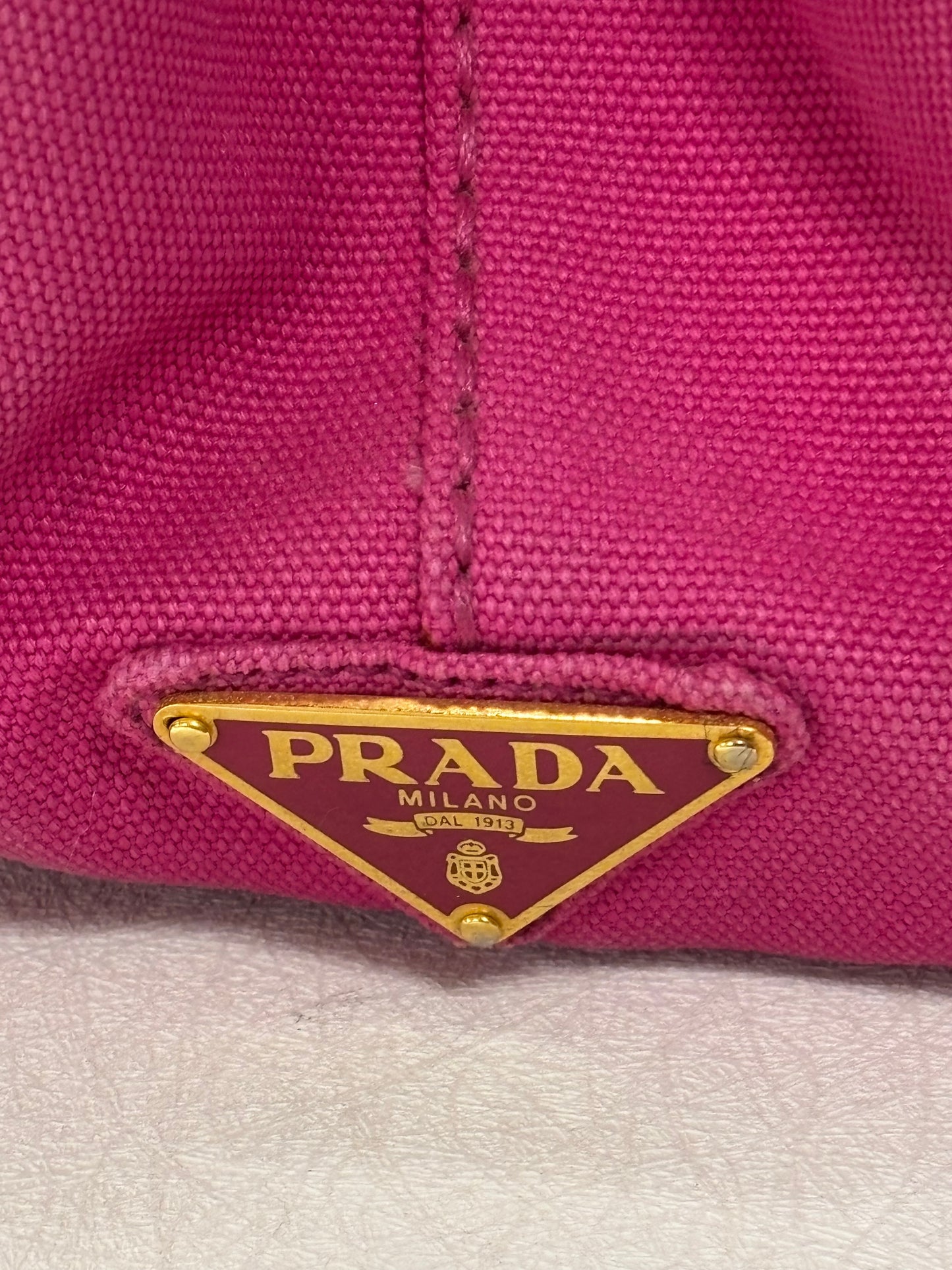 PRADA Sac Canapa