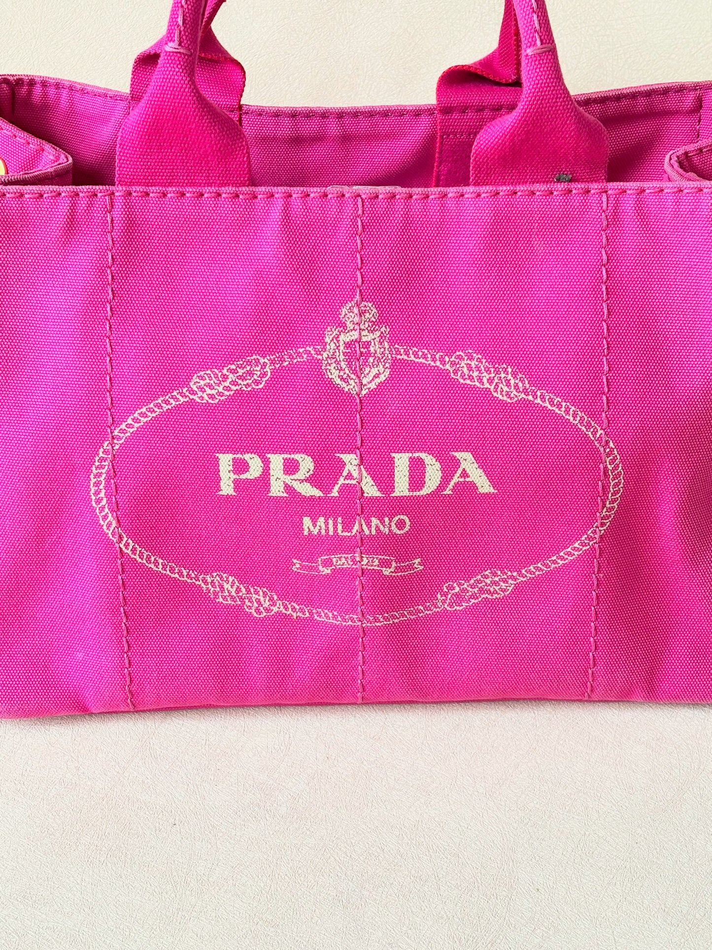 PRADA Sac Canapa