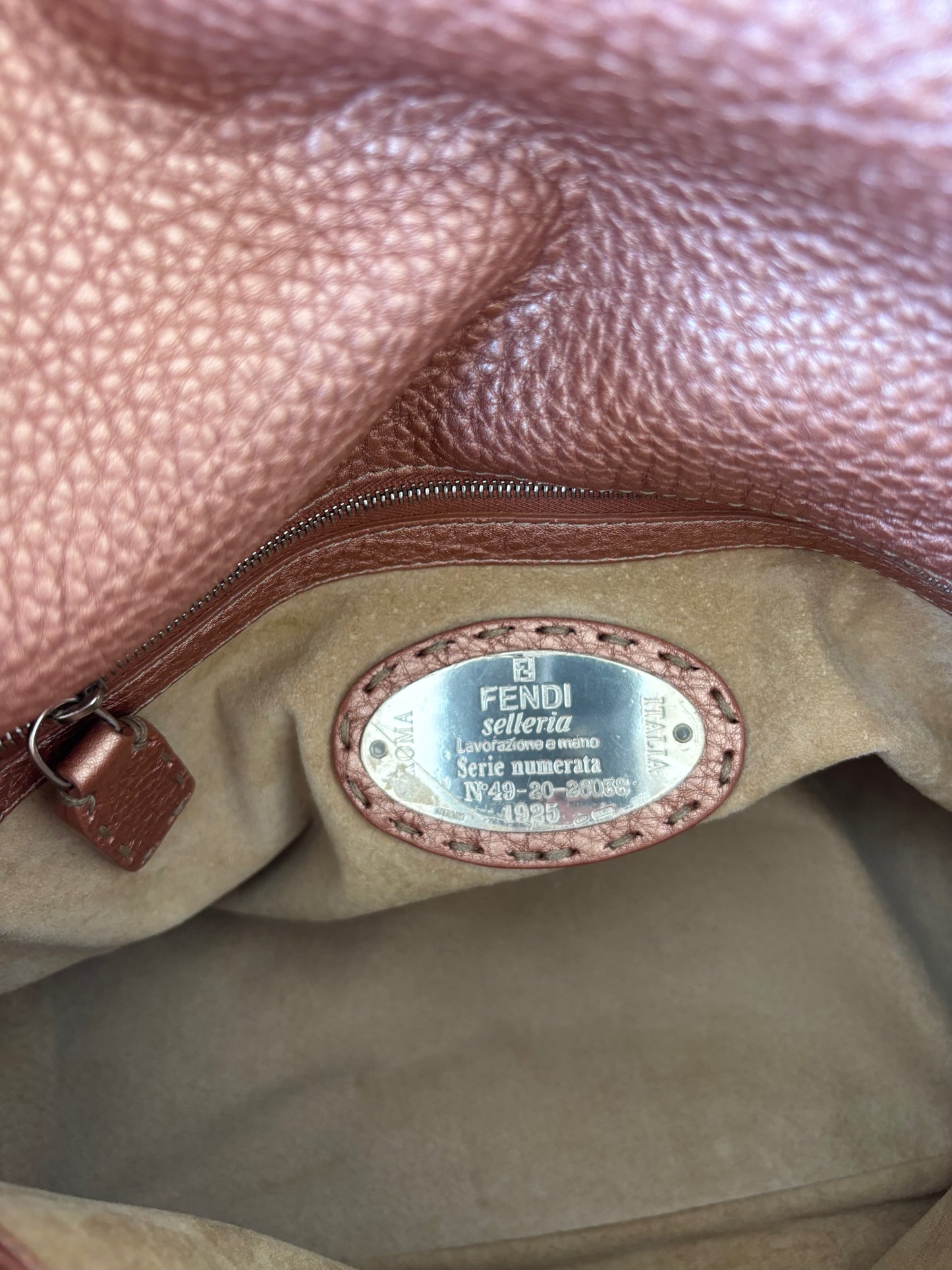 FENDI Sac Mamma Baguette