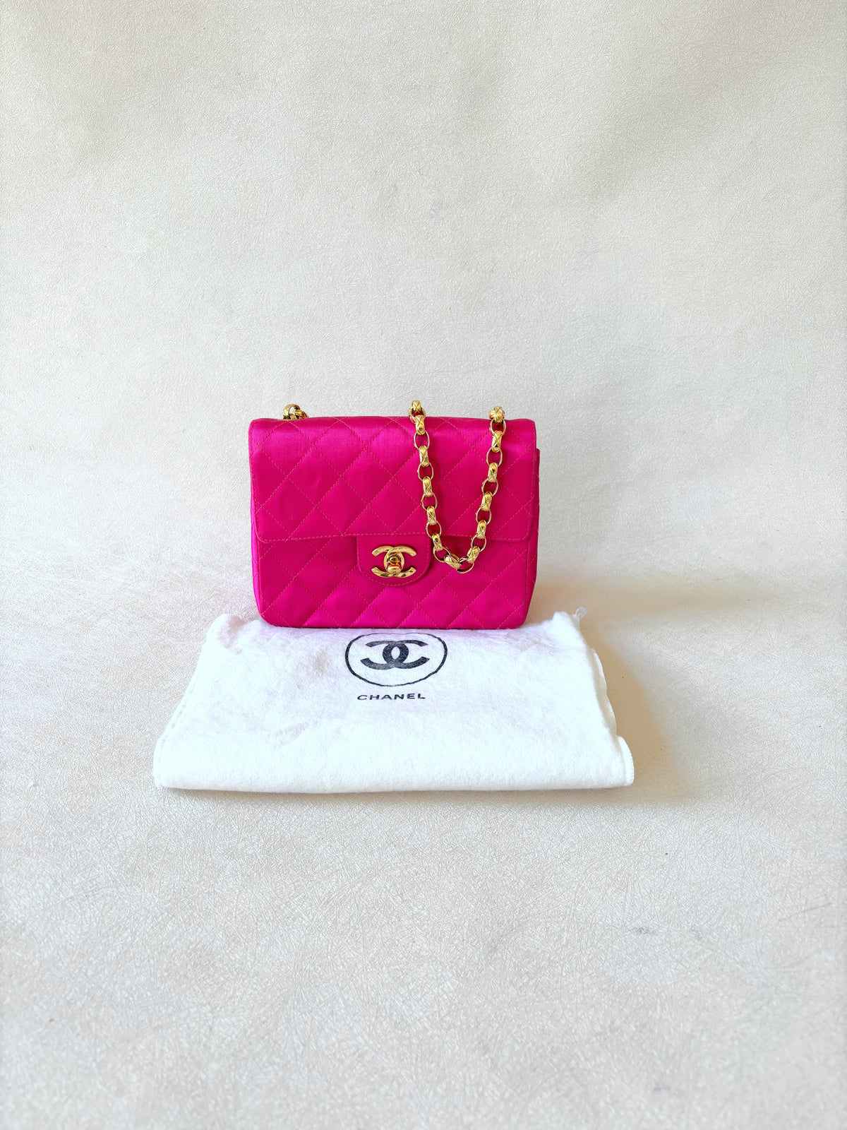 CHANEL Sac Timeless Satin Rose