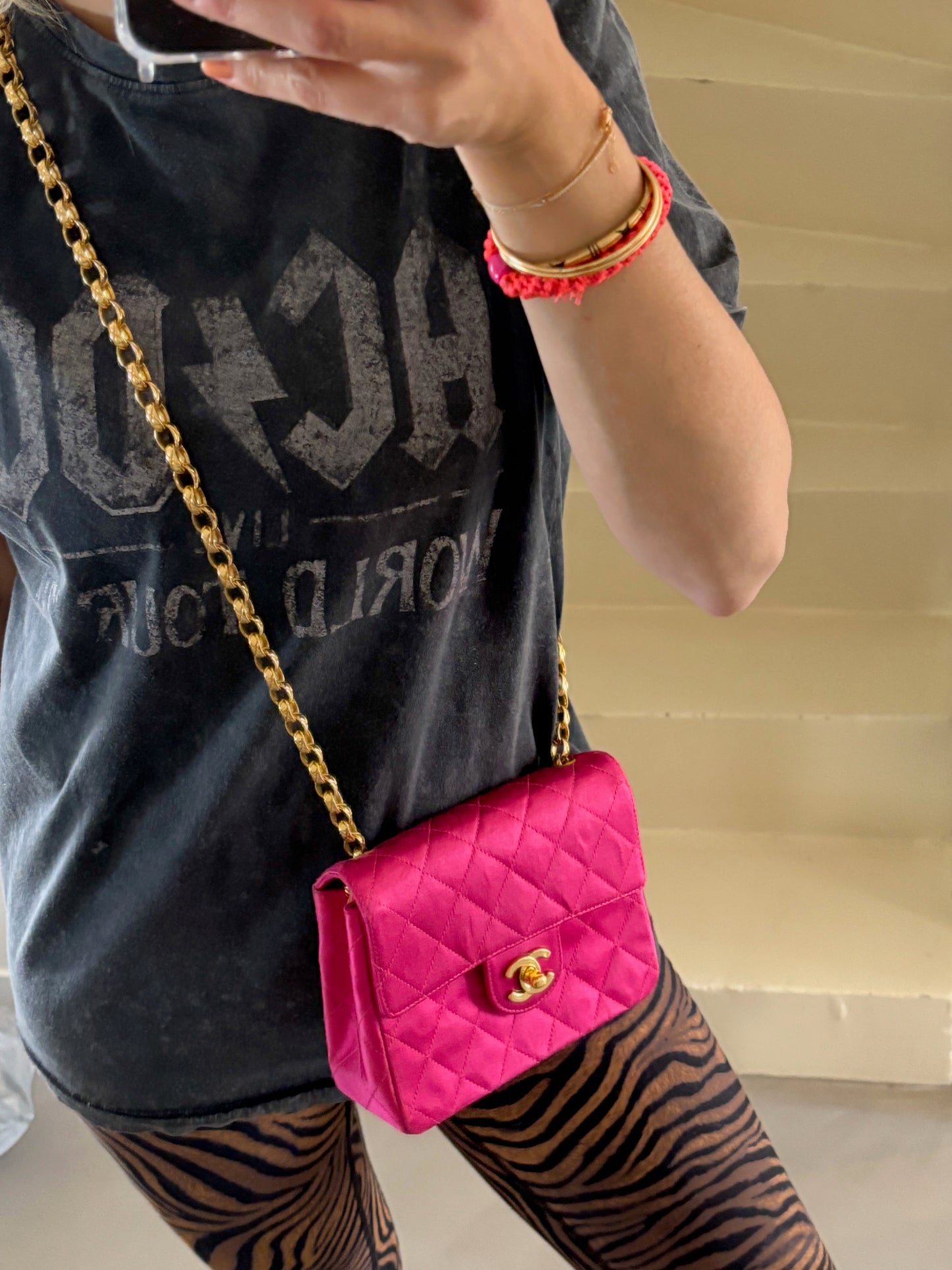 CHANEL Sac Timeless Satin