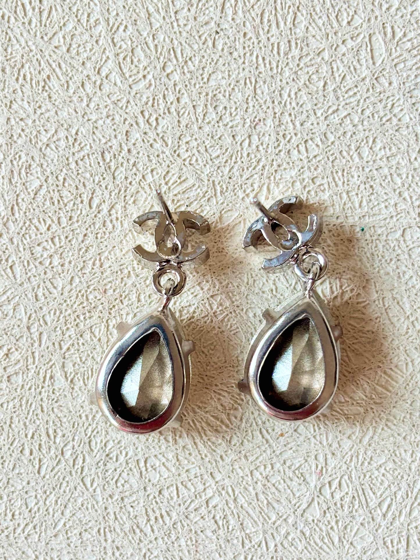 CHANEL Boucles d'oreilles