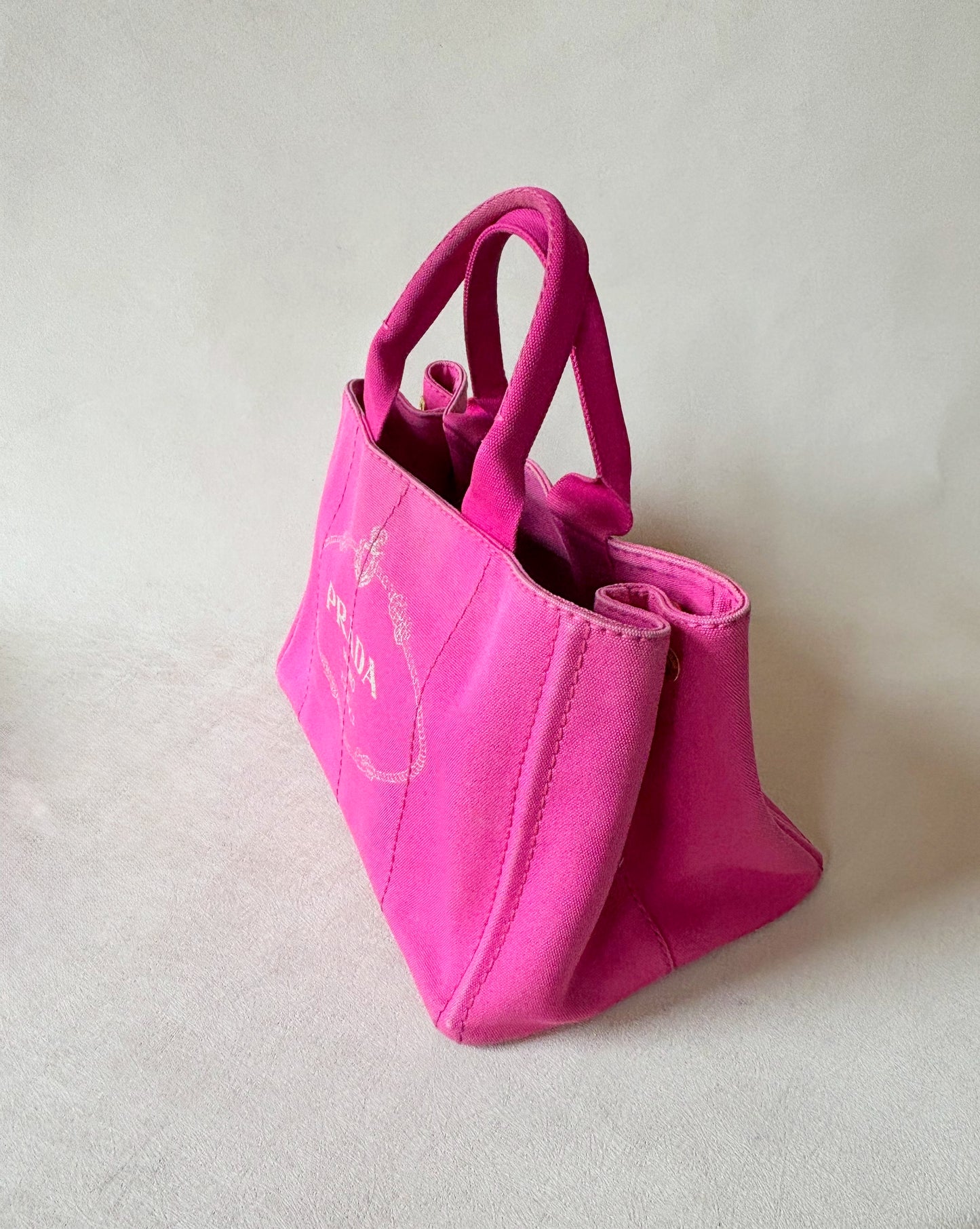 PRADA Sac Canapa