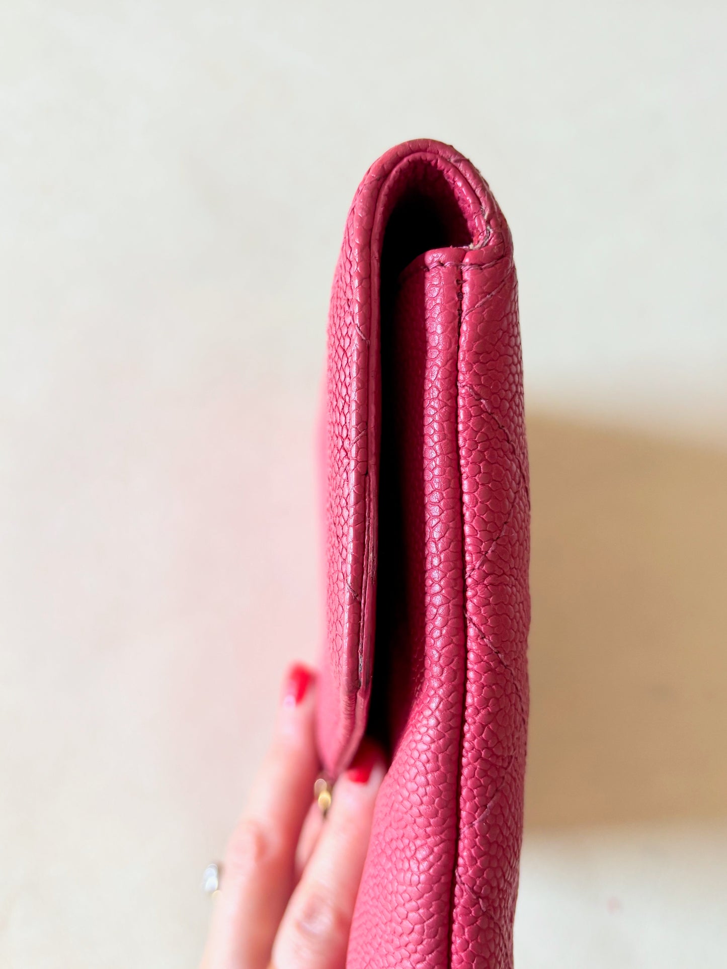 CHANEL Pochette cuir caviar