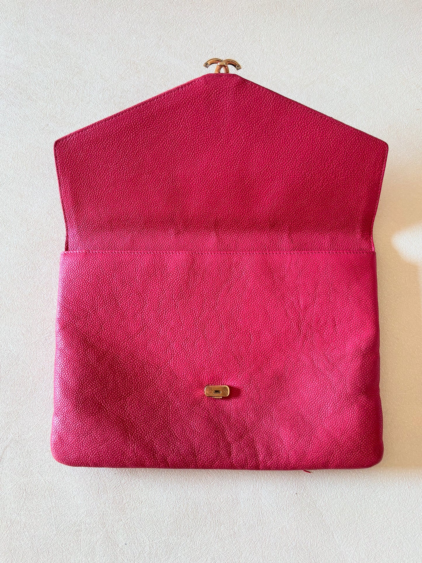 CHANEL Pochette cuir caviar