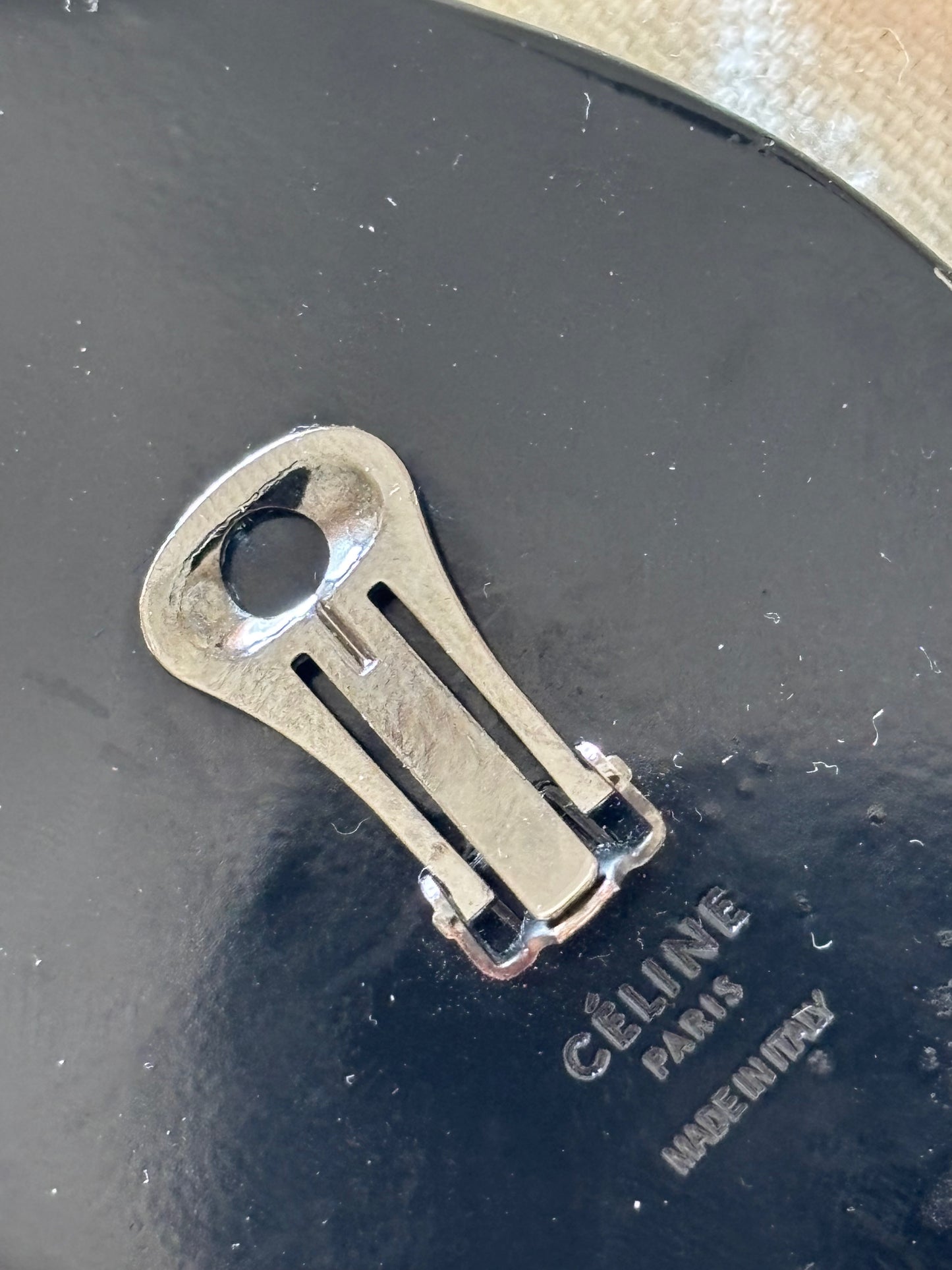 CÉLINE Boucle d'oreille solitaire
