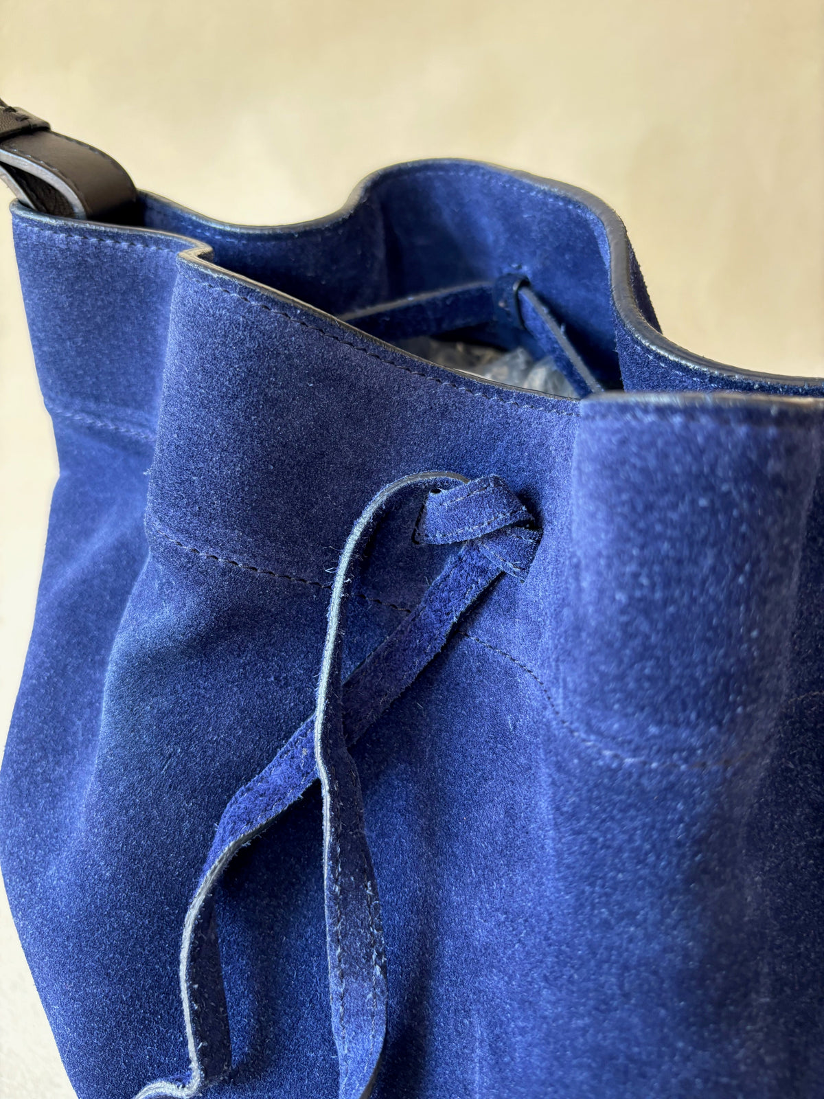CÉLINE Sac Seau Veau Velours