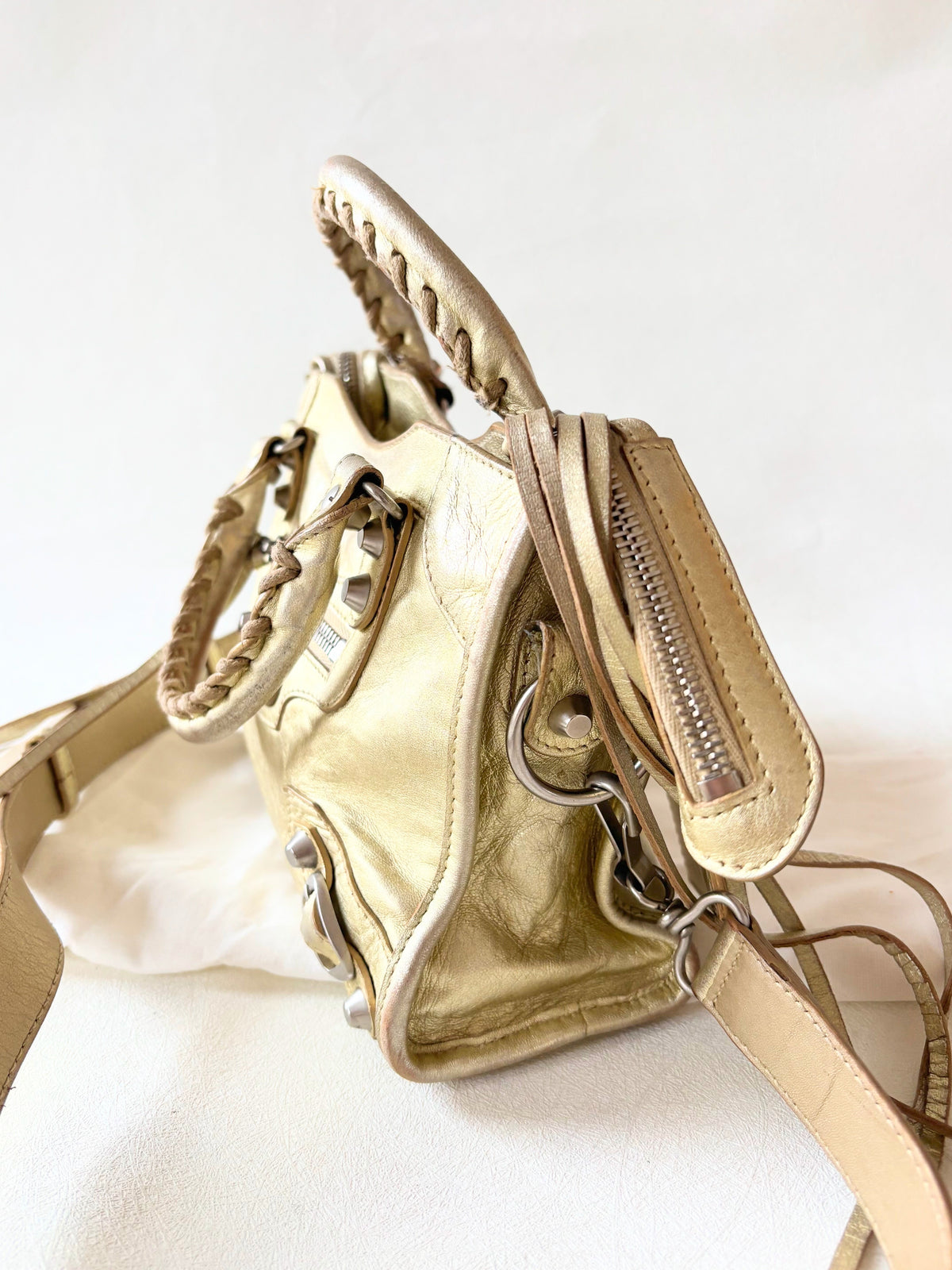 BALENCIAGA Sac City Mini Or