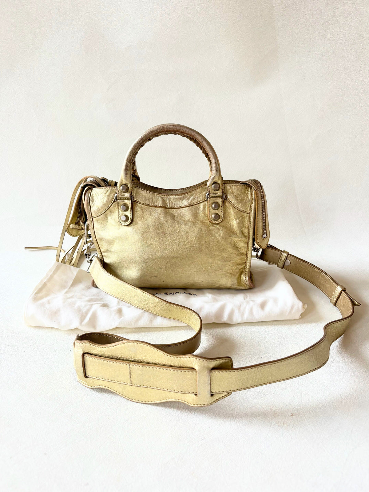 BALENCIAGA Sac City Mini Or