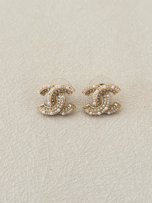 CHANEL Boucles d'oreille