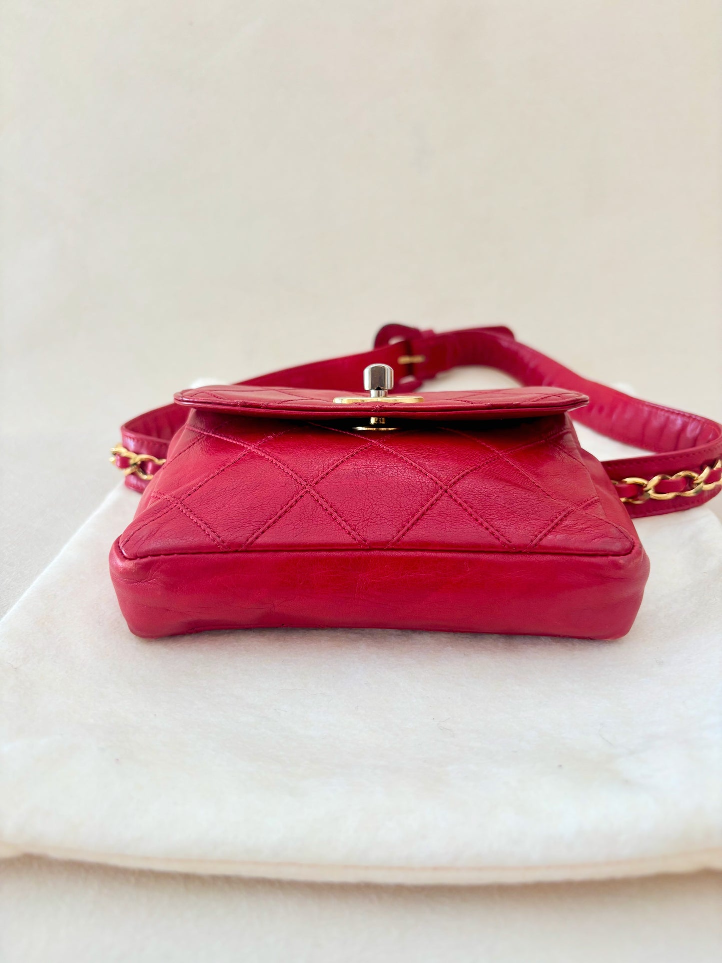 CHANEL Sac banane