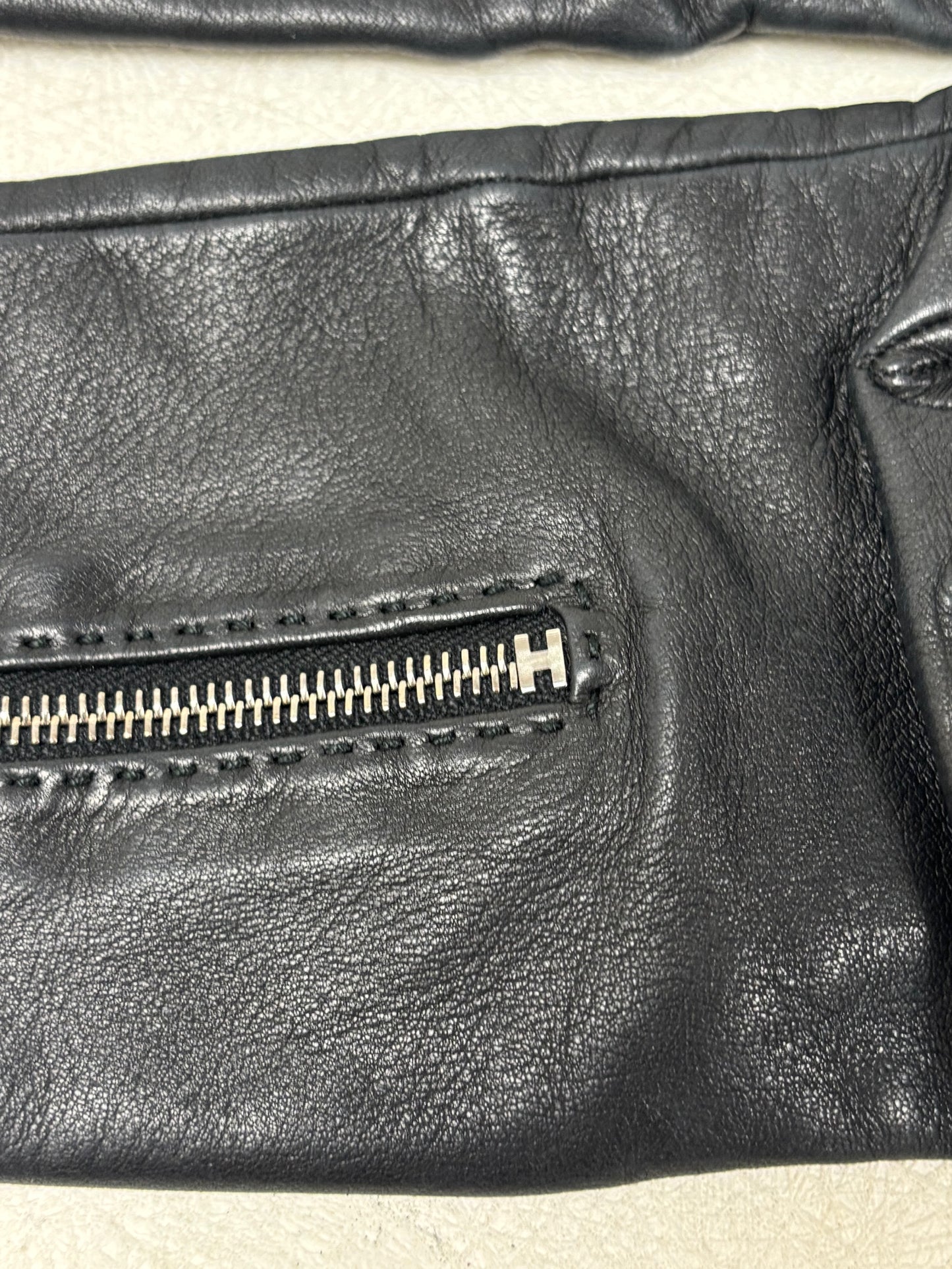 HERMÈS Gants en cuir et cachemire