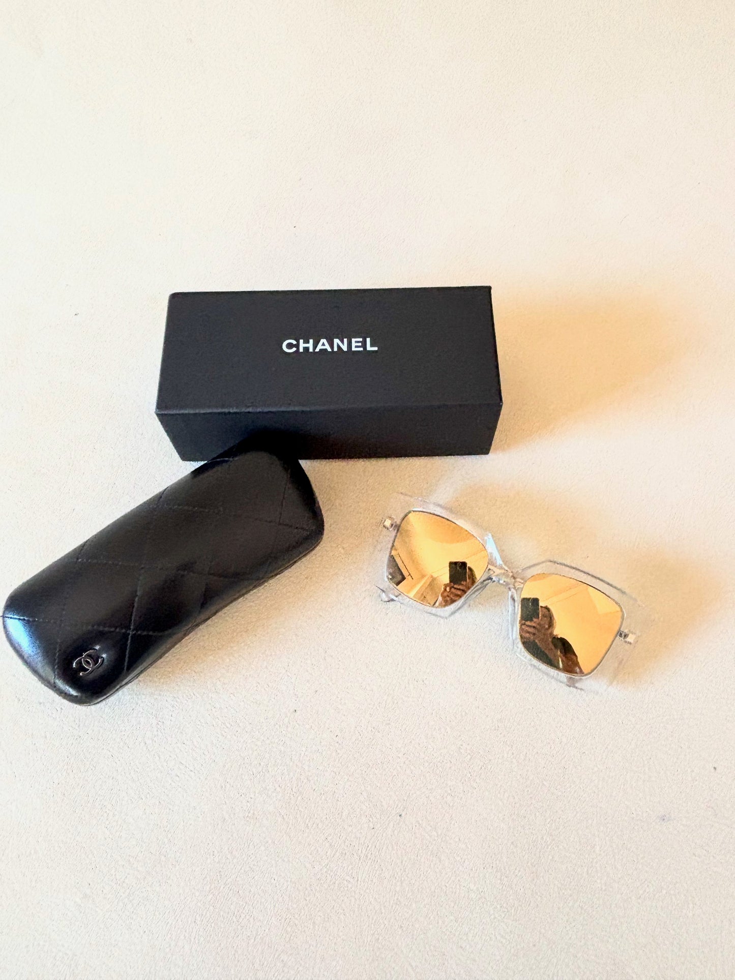 CHANEL Lunettes de soleil