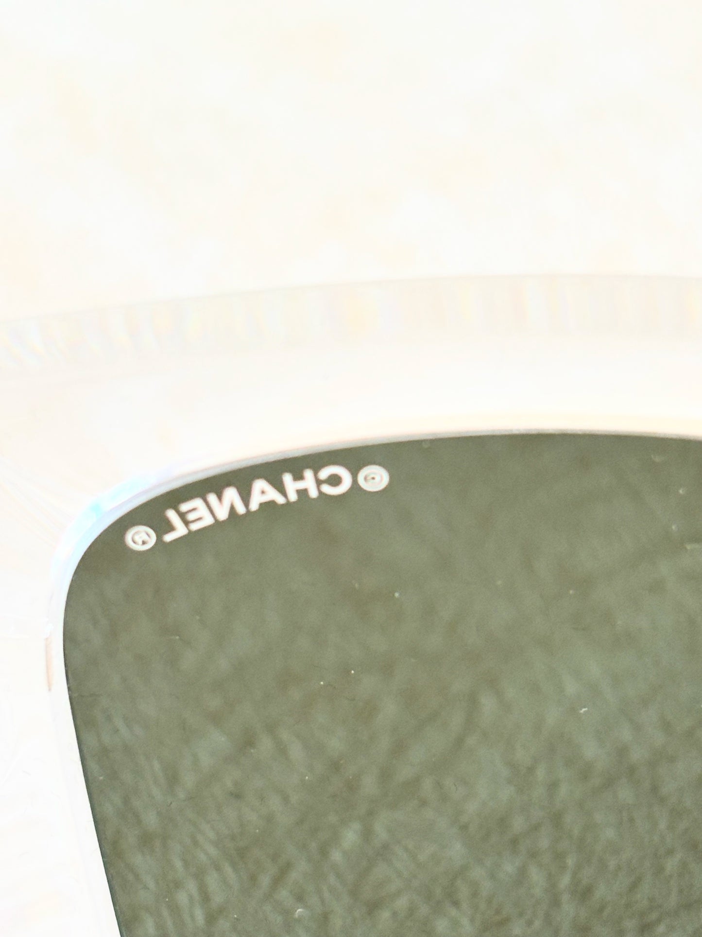 CHANEL Lunettes de soleil