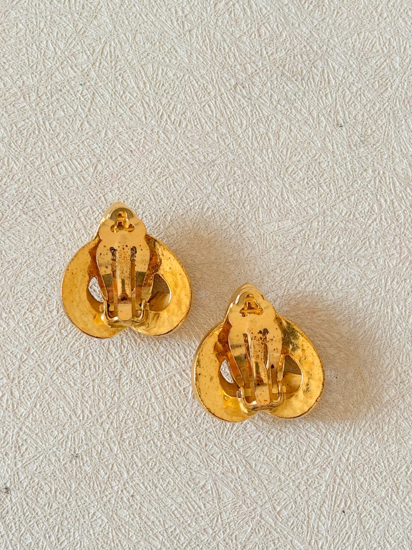 CHANEL Boucles d'oreilles Coeur