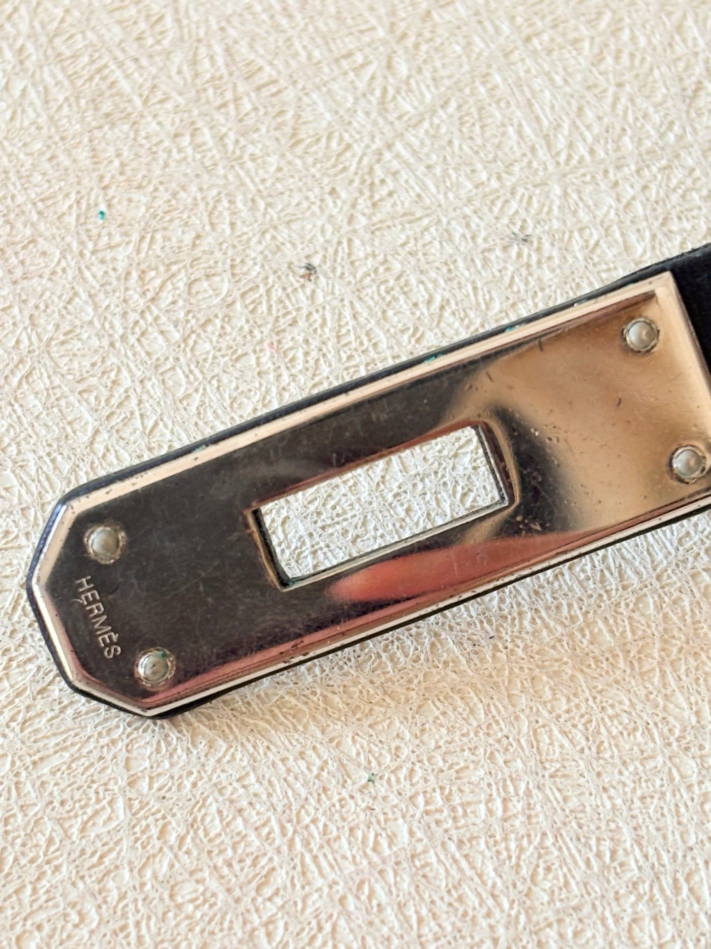 HERMÈS Collier Kelly
