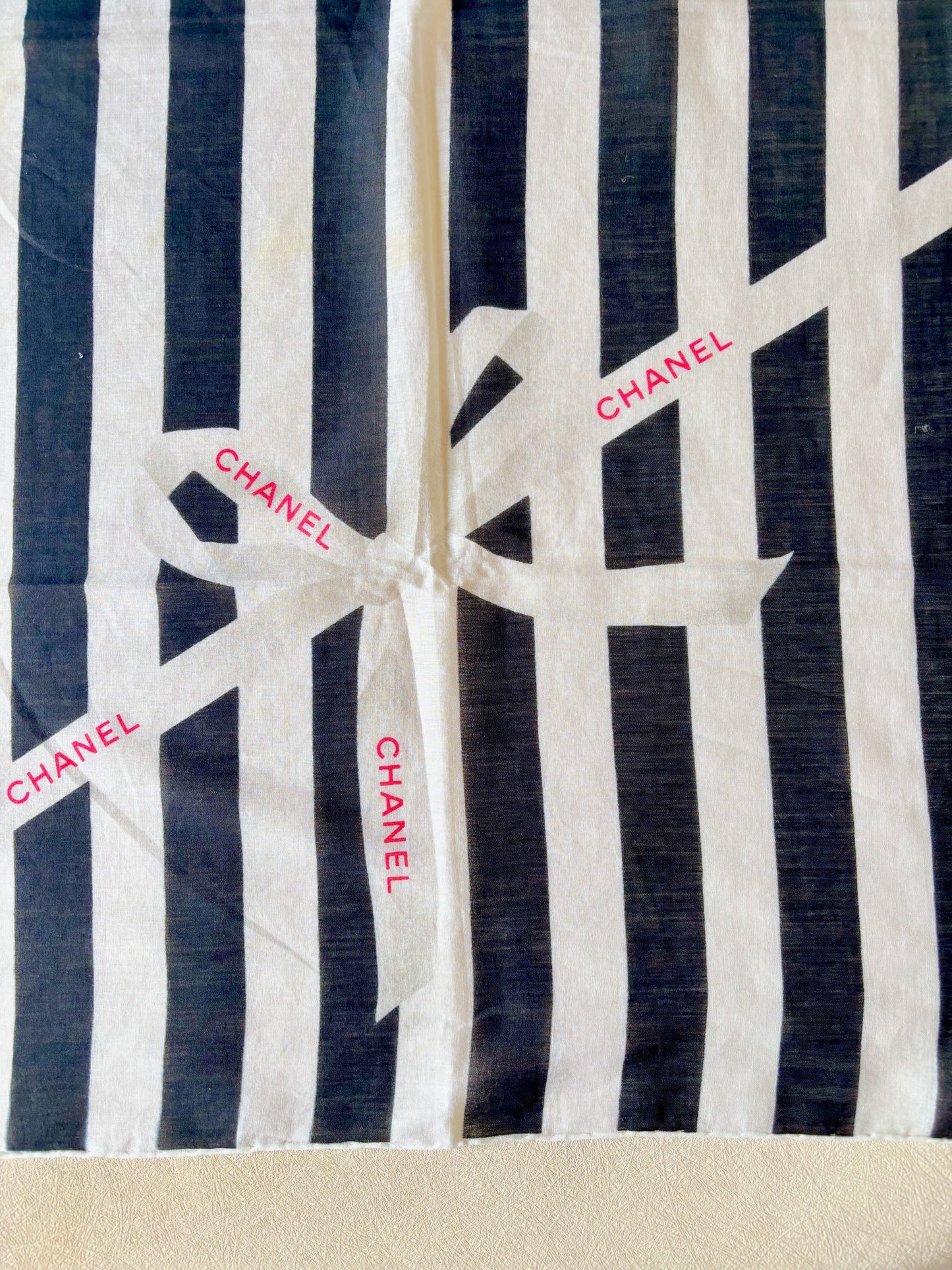 CHANEL Carré en coton