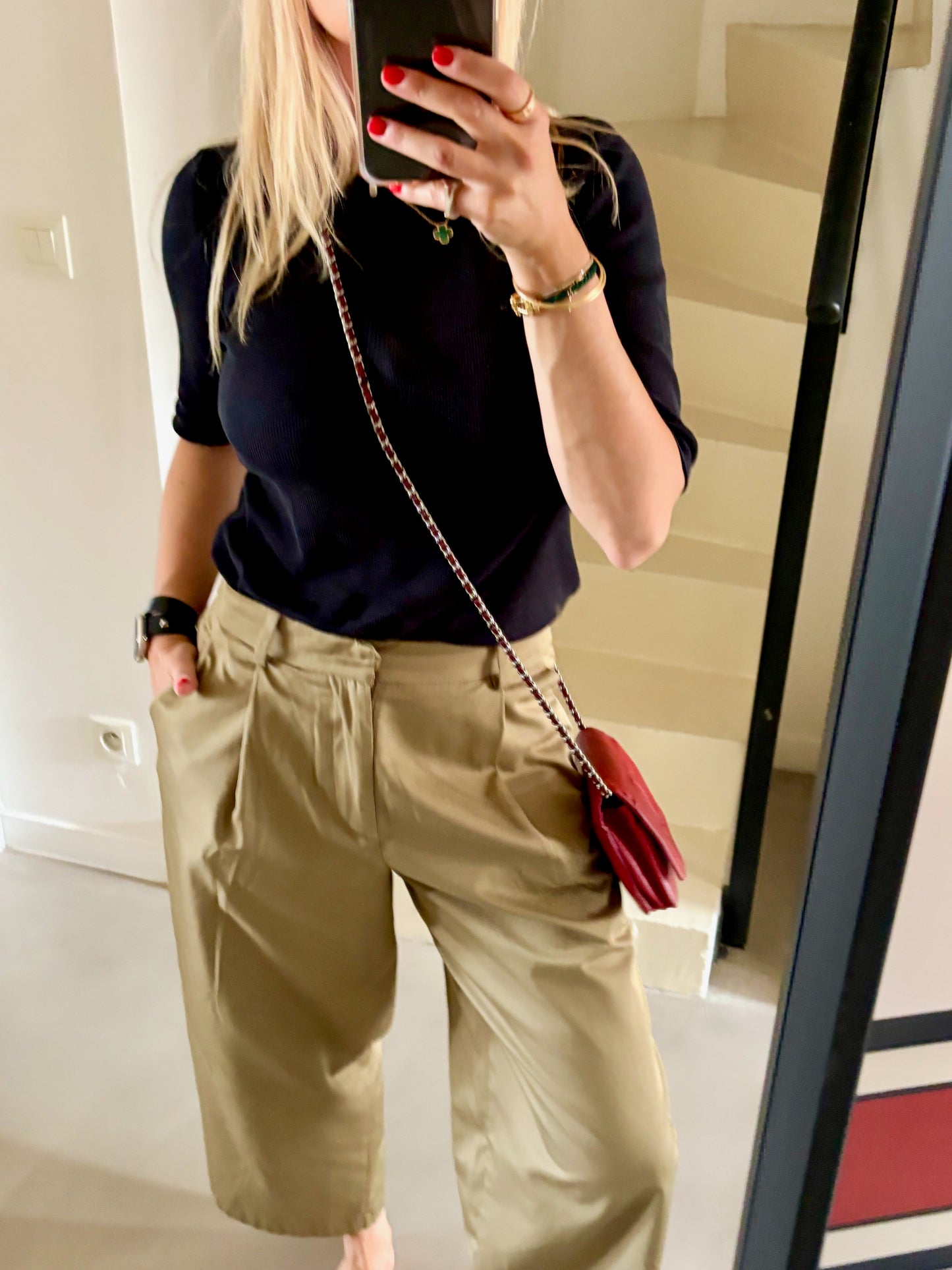 CHANEL Sac Wallet on chain