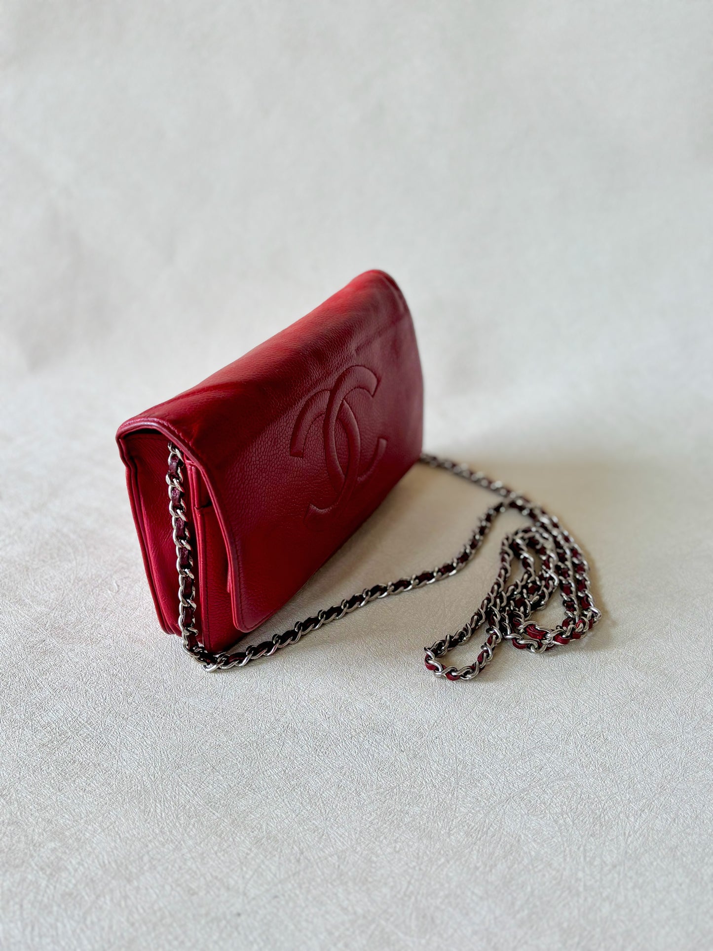 CHANEL Sac Wallet on chain