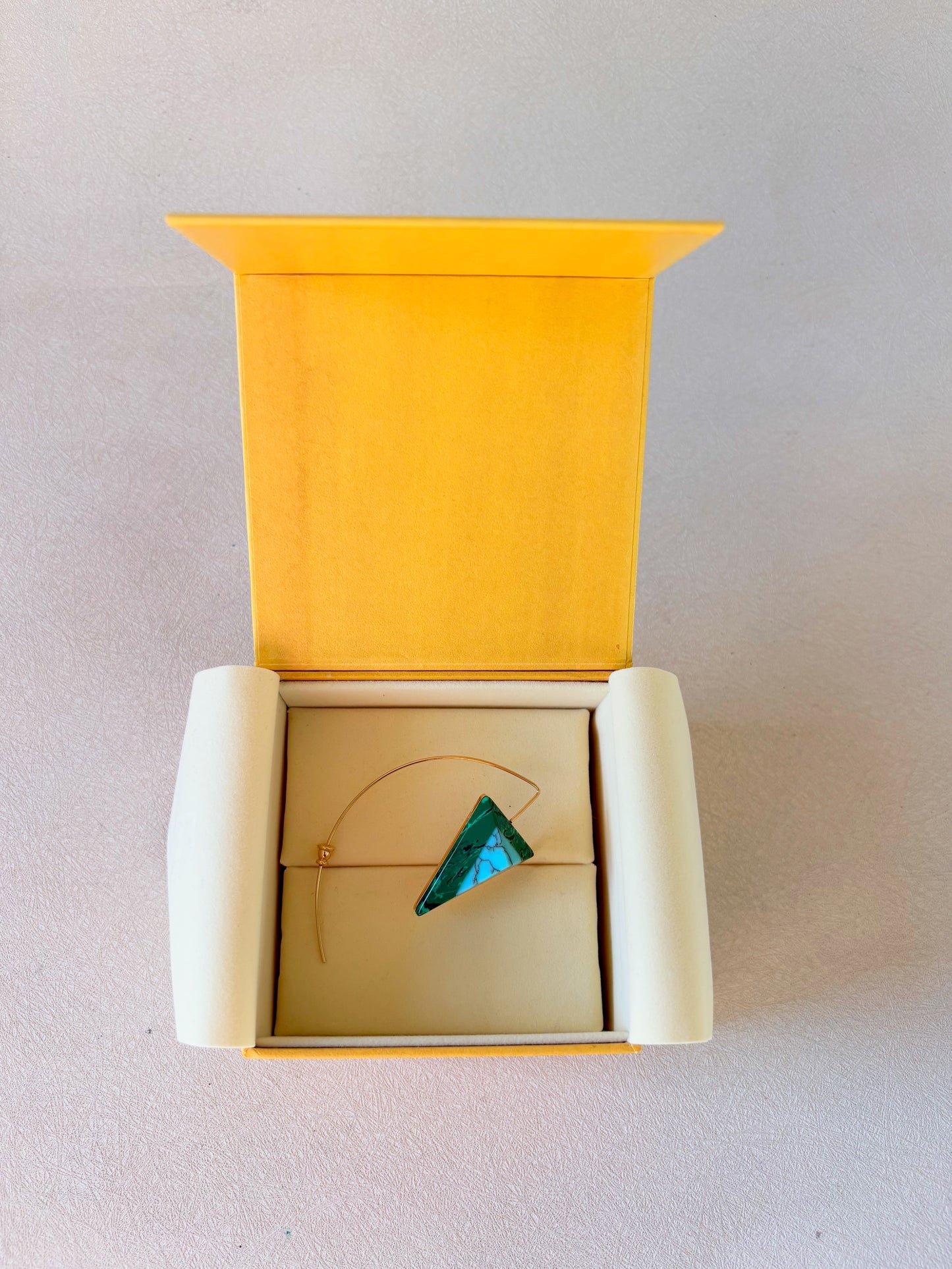 FENDI Boucle d'oreille solitaire