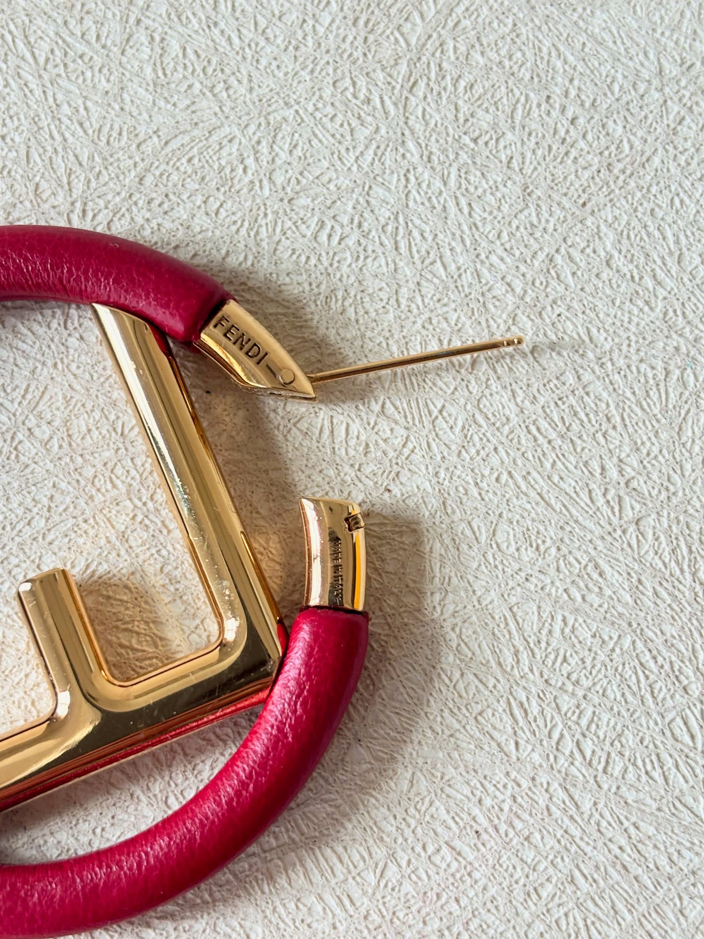 FENDI Boucles d'oreilles FF