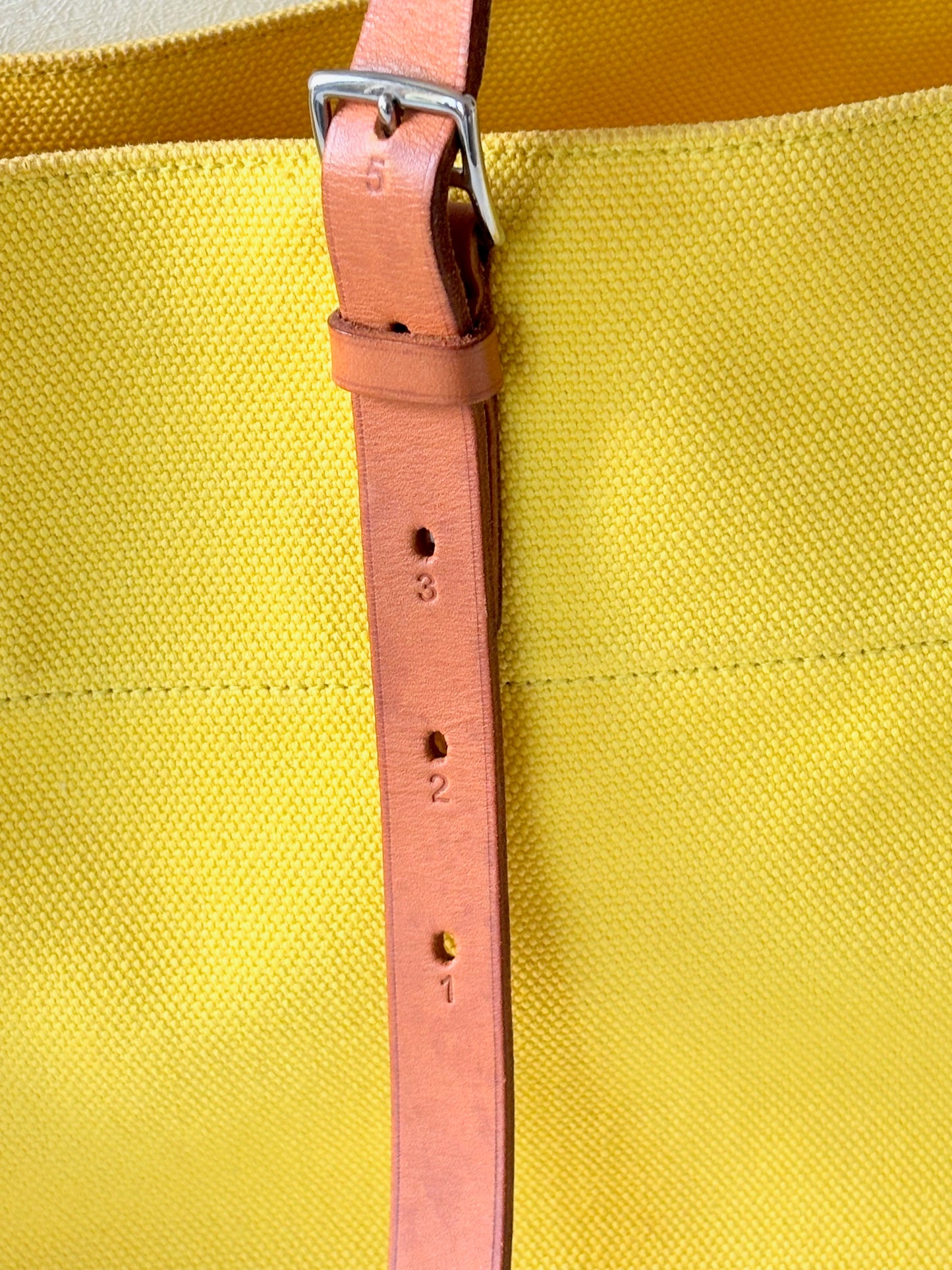 HERMÈS Sac Étrivière Shopping