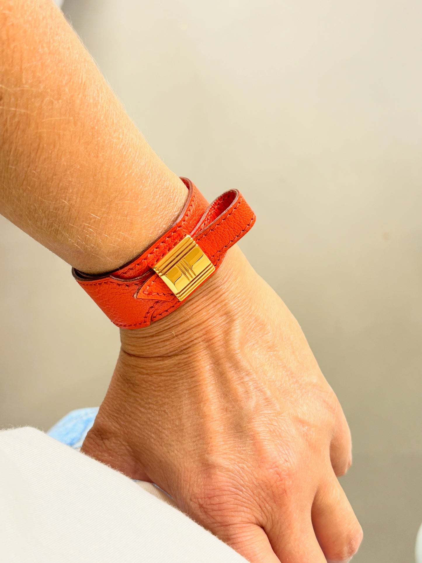 HERMÈS Bracelet Artémis