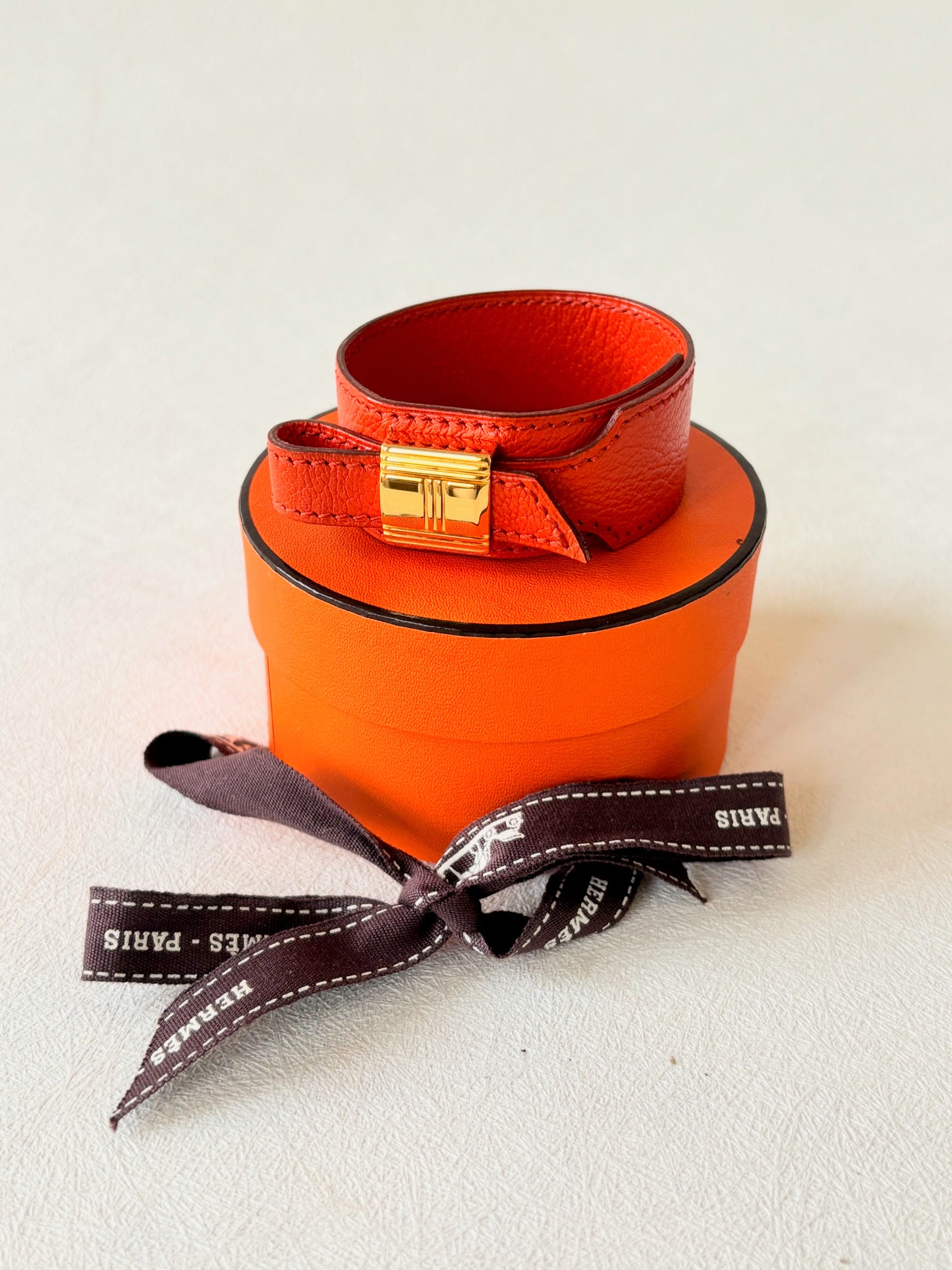 HERMÈS Bracelet Artémis