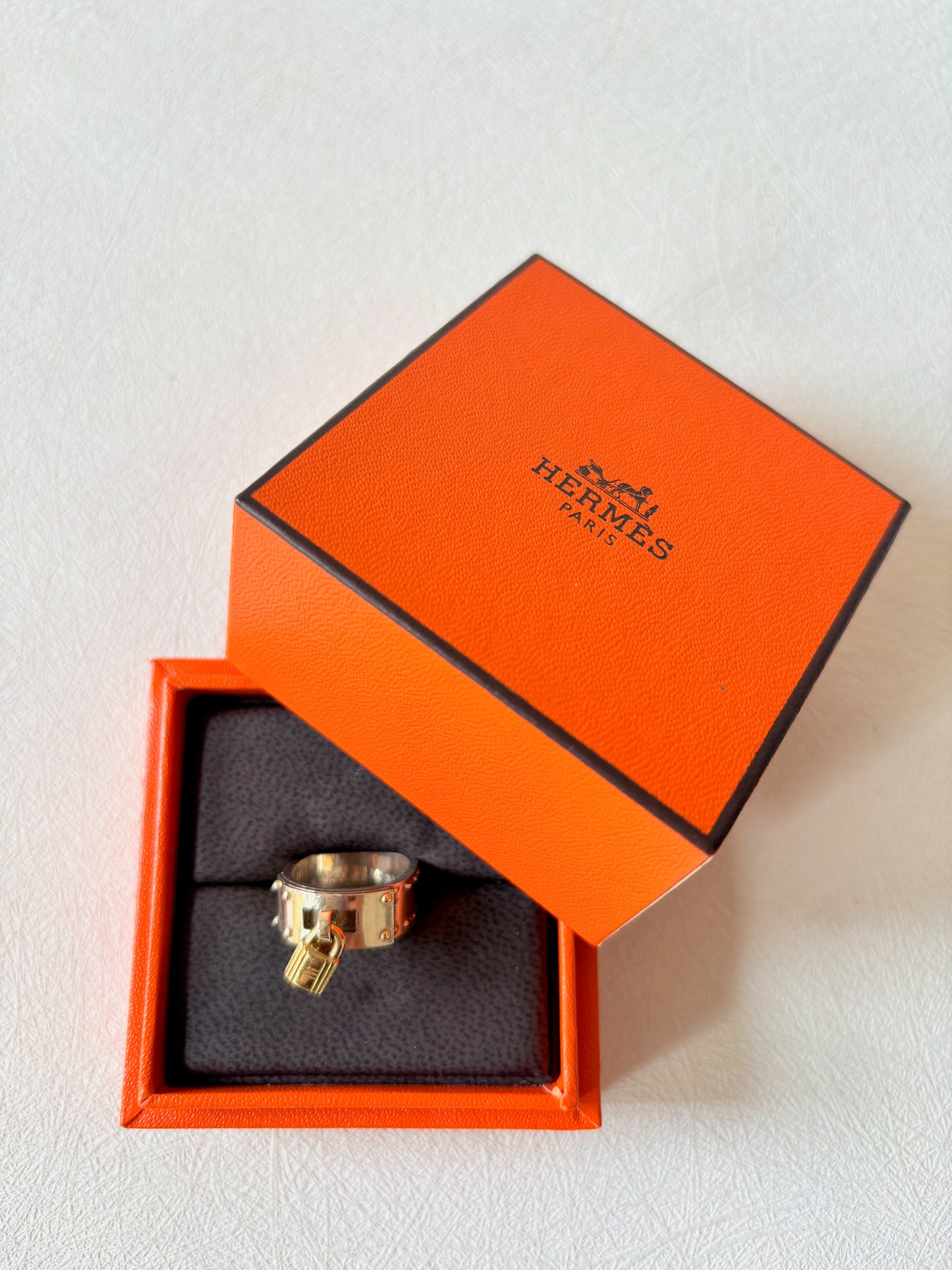 HERMÈS Bague Kelly Cadenas