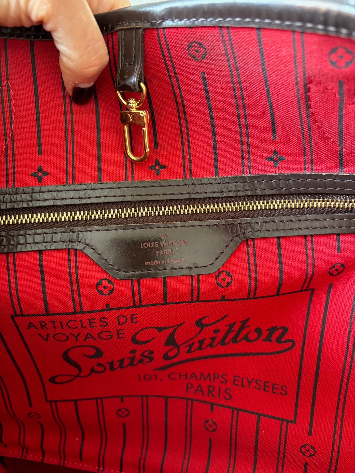 LOUIS VUITTON Sac Neverfull