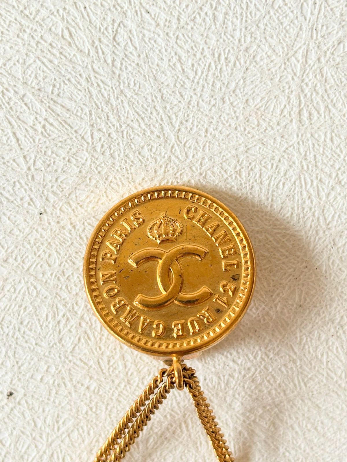 CHANEL Boucles d'oreille Timeless