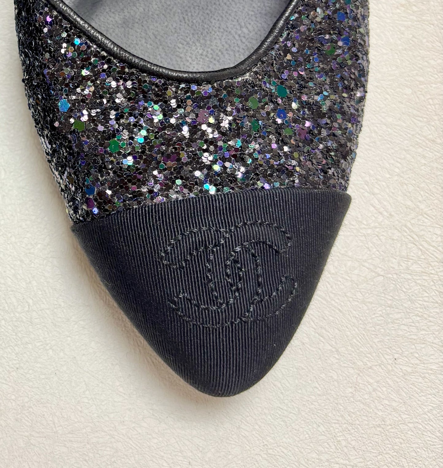 CHANEL Ballerines paillettes