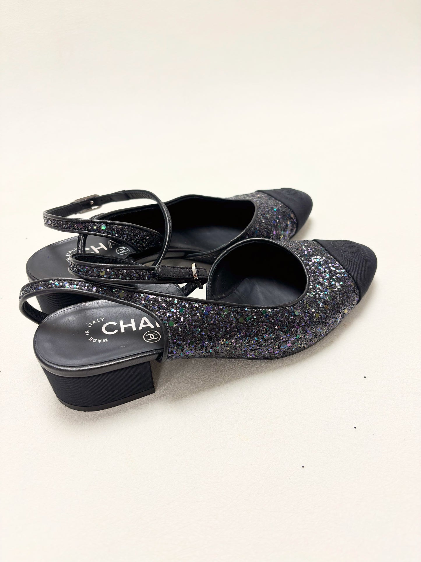 CHANEL Ballerines paillettes