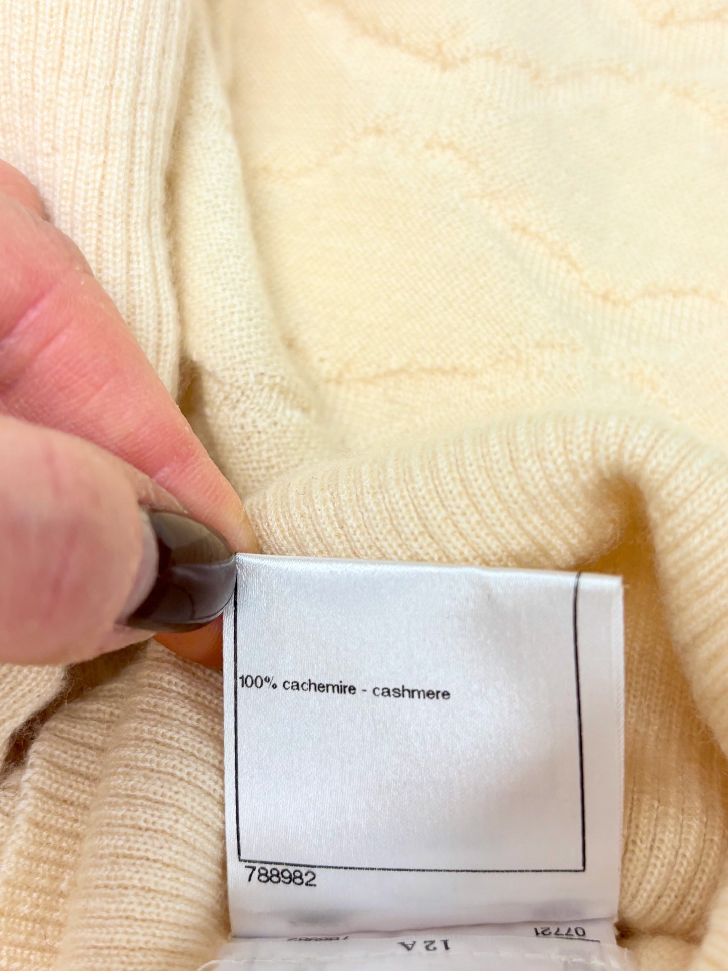 CHANEL Pull cachemire