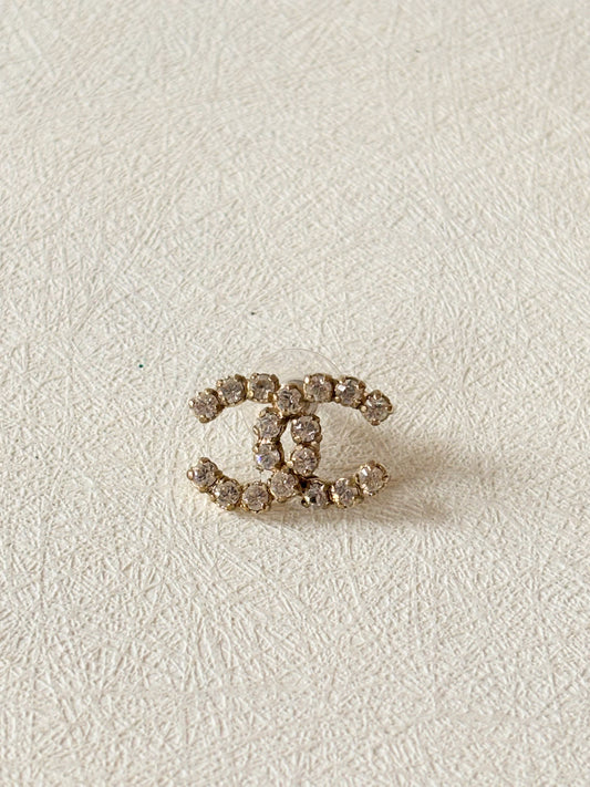CHANEL Boucle d'oreille solitaire