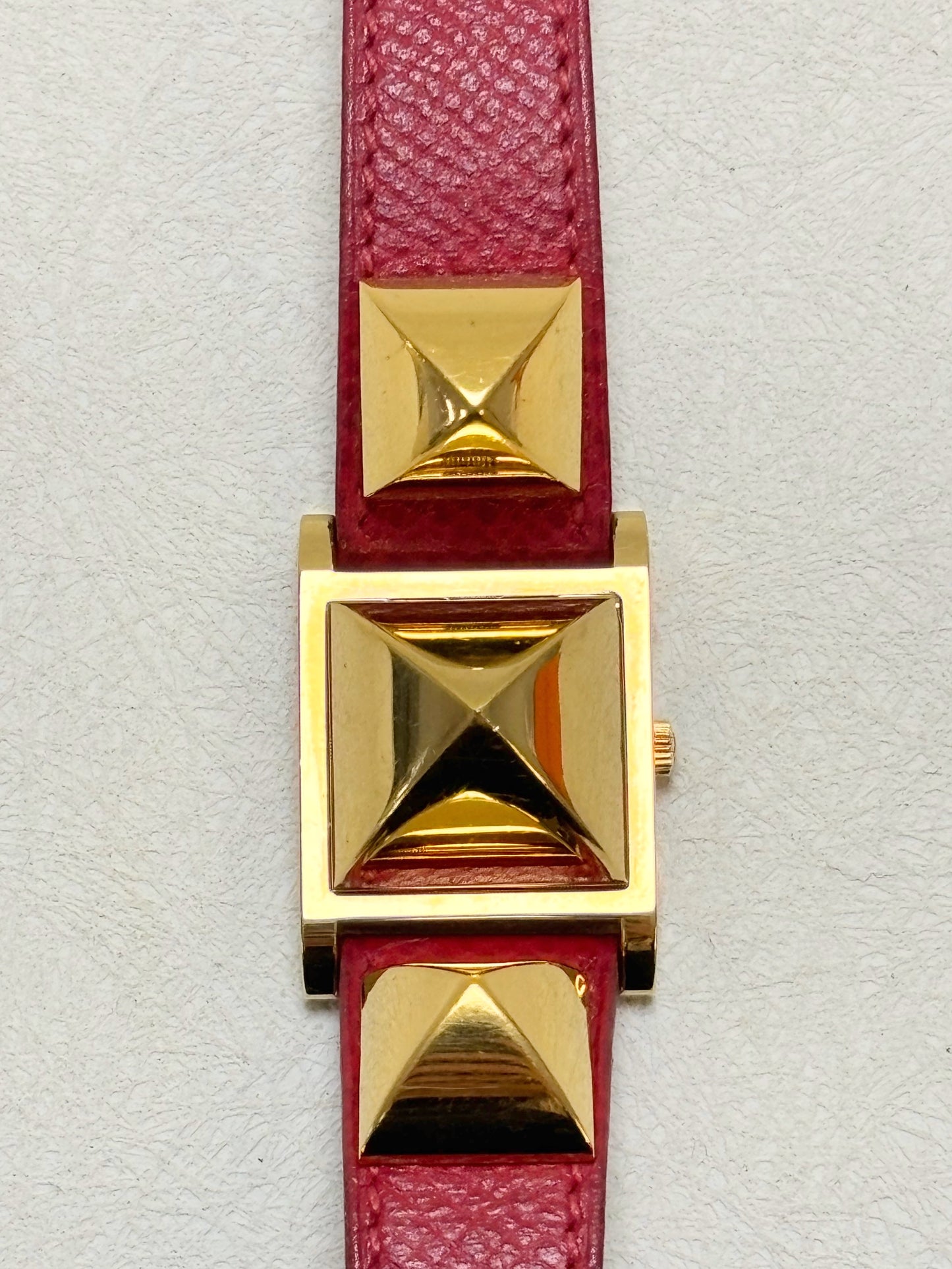 HERMÈS Montre Médor