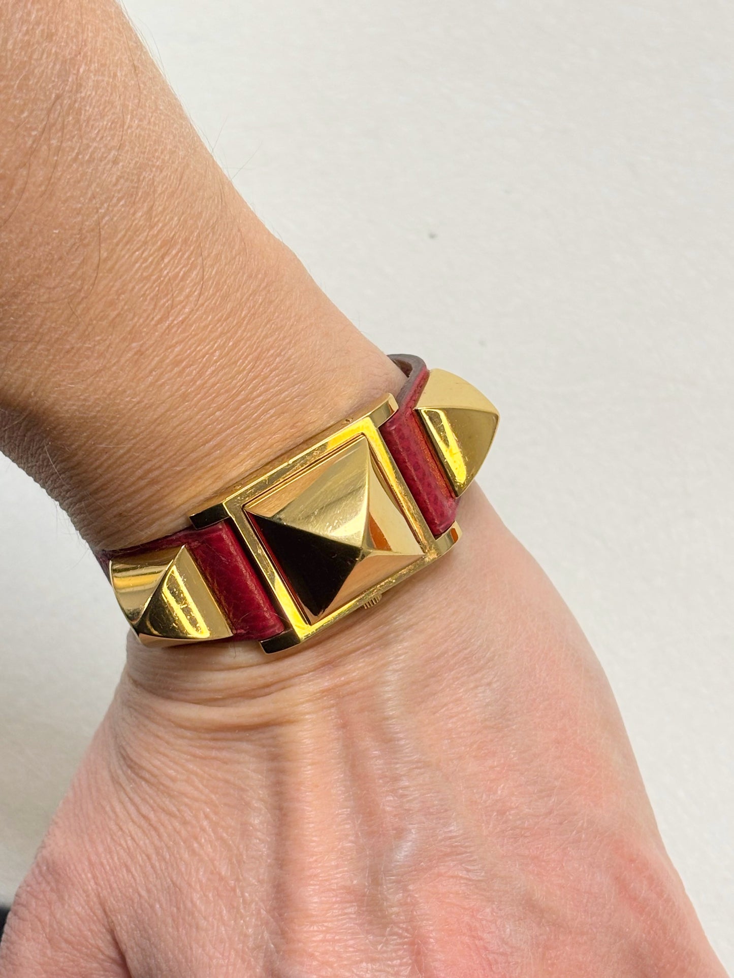 HERMÈS Montre Médor