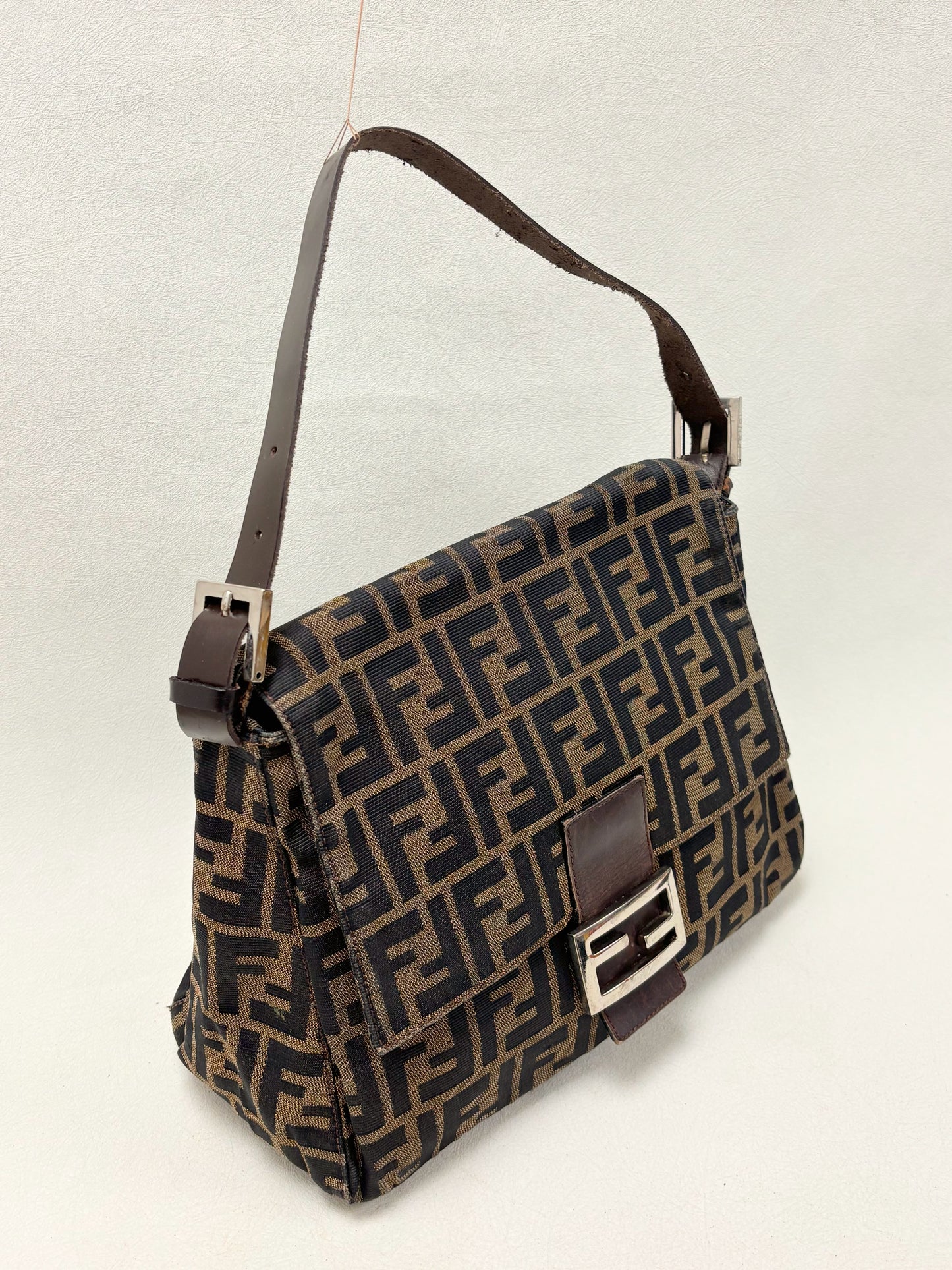 FENDI Sac Mamma Baguette