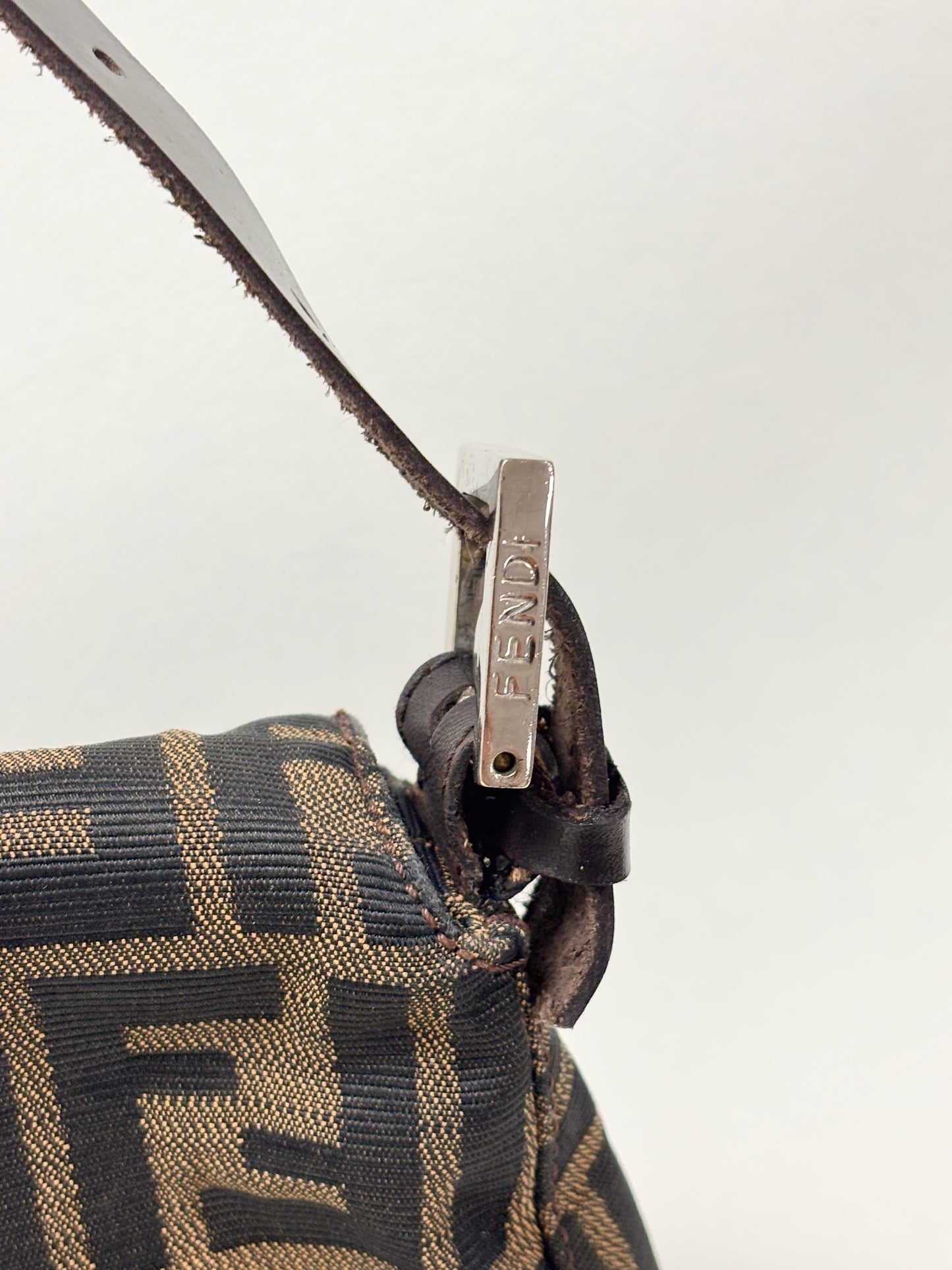 FENDI Sac Mamma Baguette