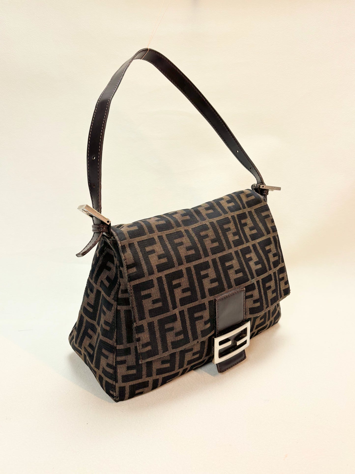 FENDI Sac Mamma Baguette Zucca