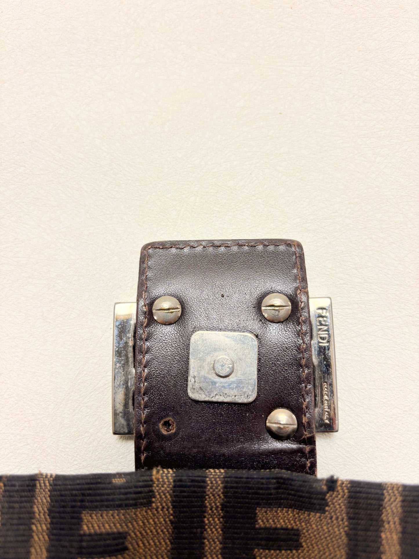 FENDI Sac Mamma Baguette Zucca