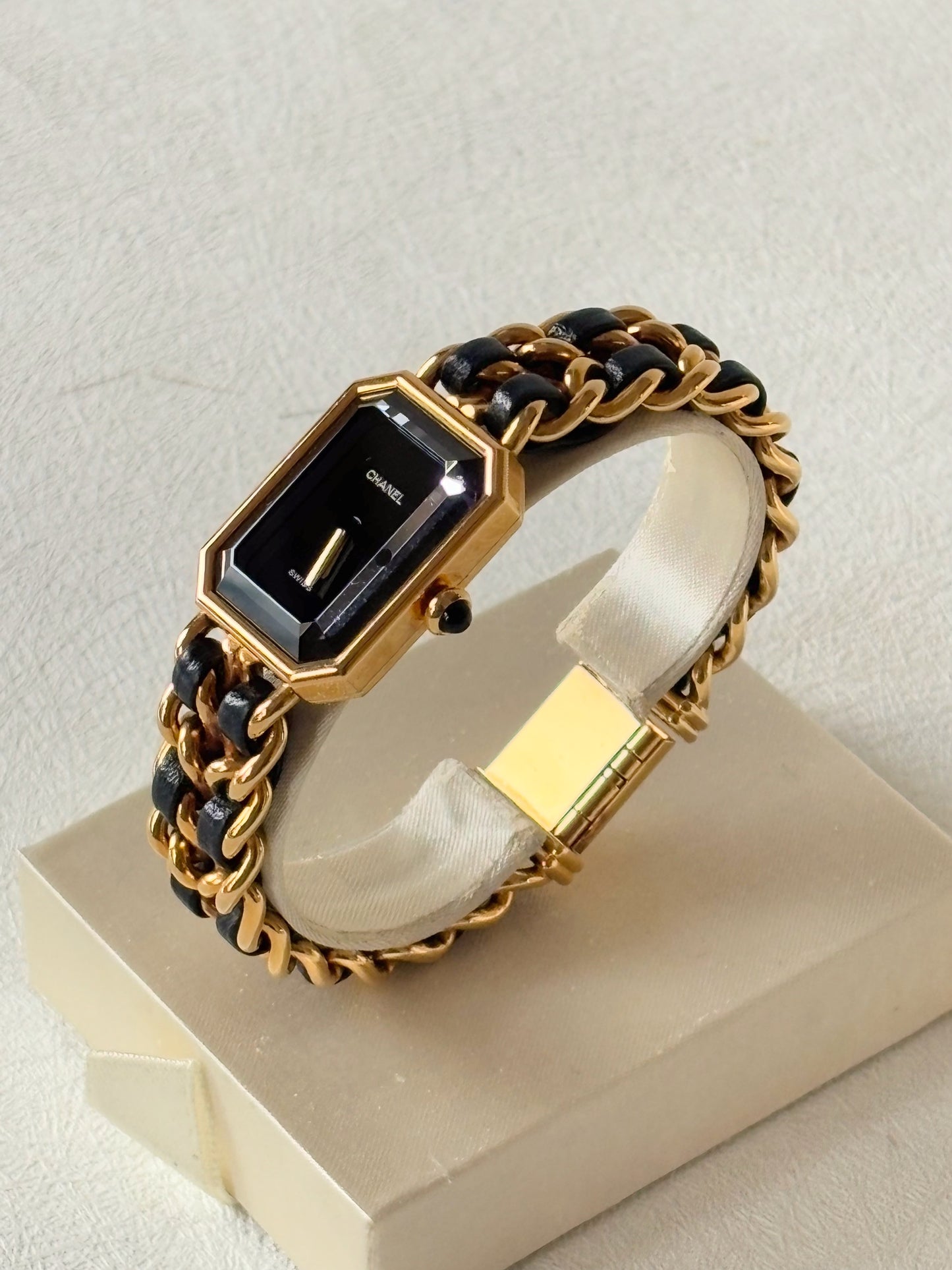 CHANEL Montre Première M