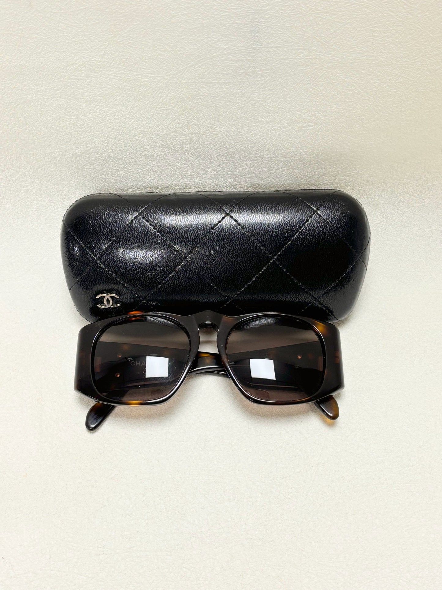 CHANEL Lunettes de soleil