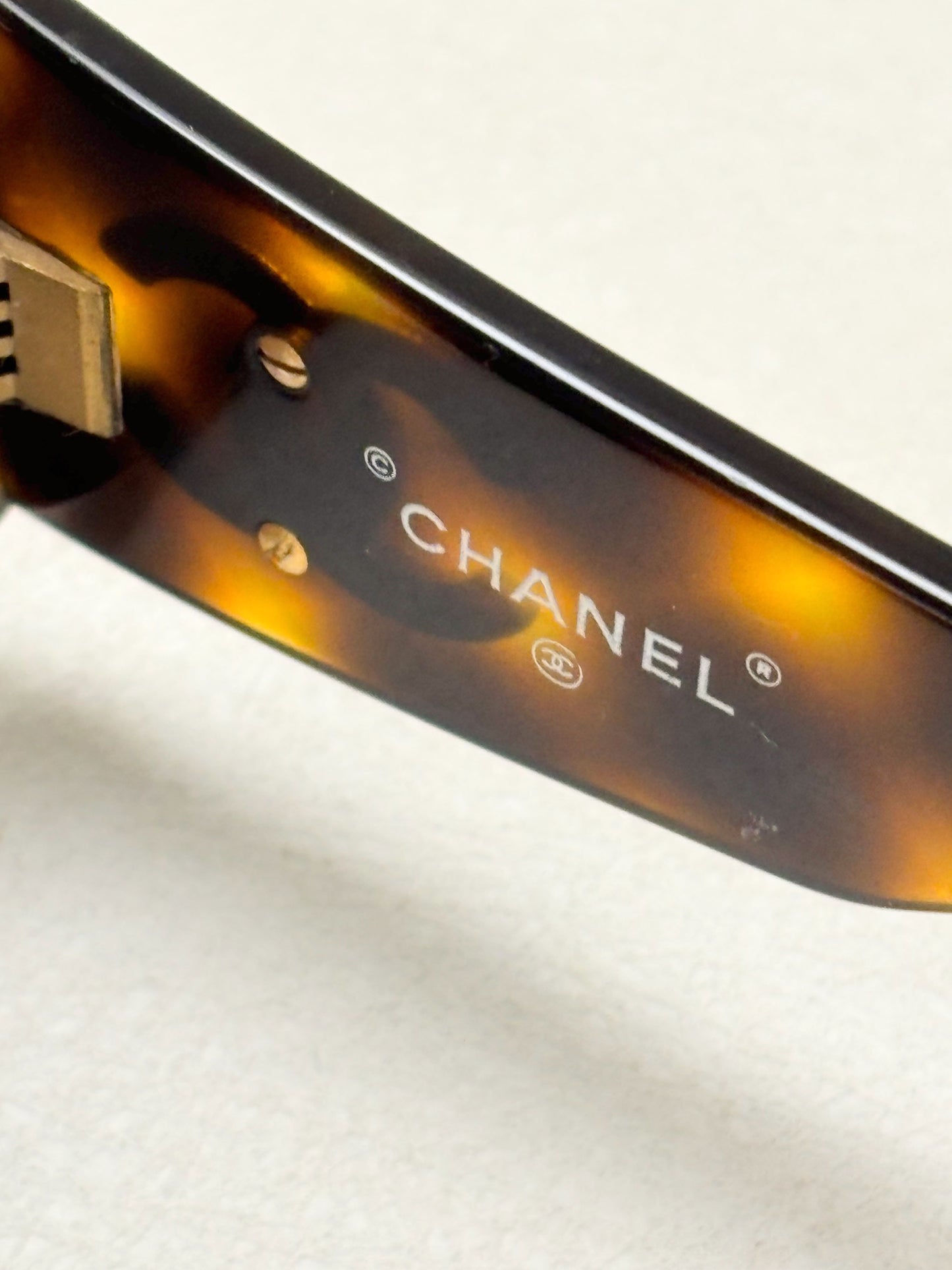CHANEL Lunettes de soleil