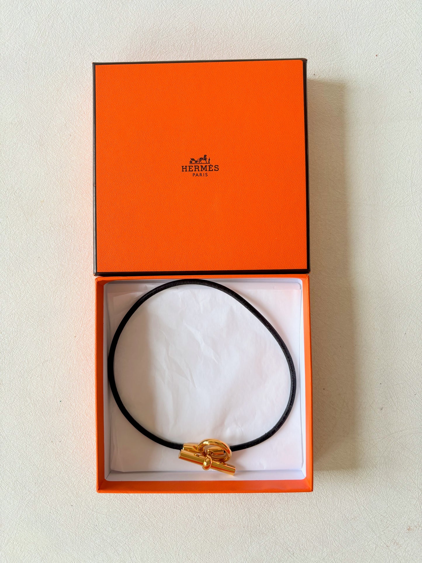 HERMÈS Collier Glénan