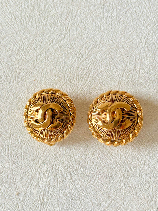 CHANEL Boucles d'oreilles