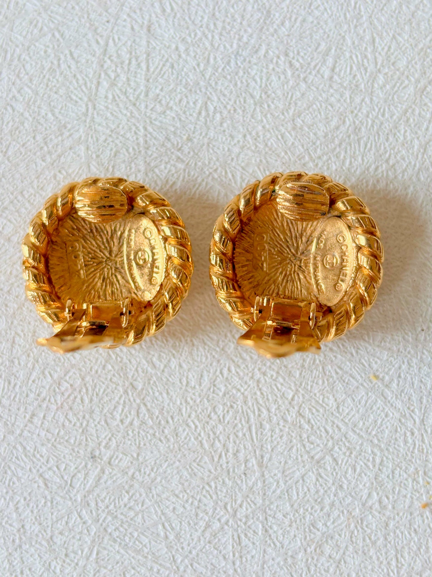 CHANEL Boucles d'oreilles