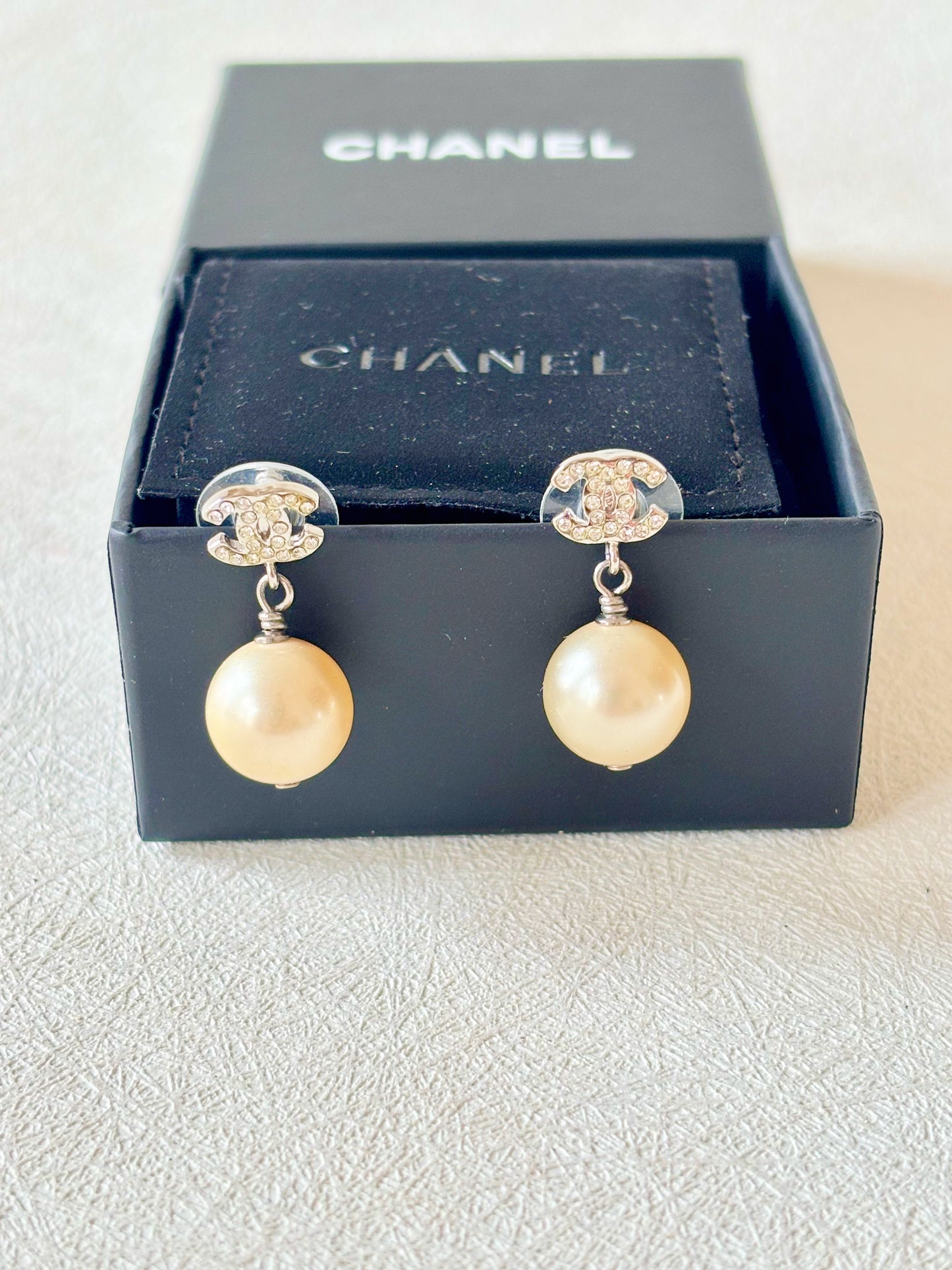 CHANEL Boucles d'oreilles