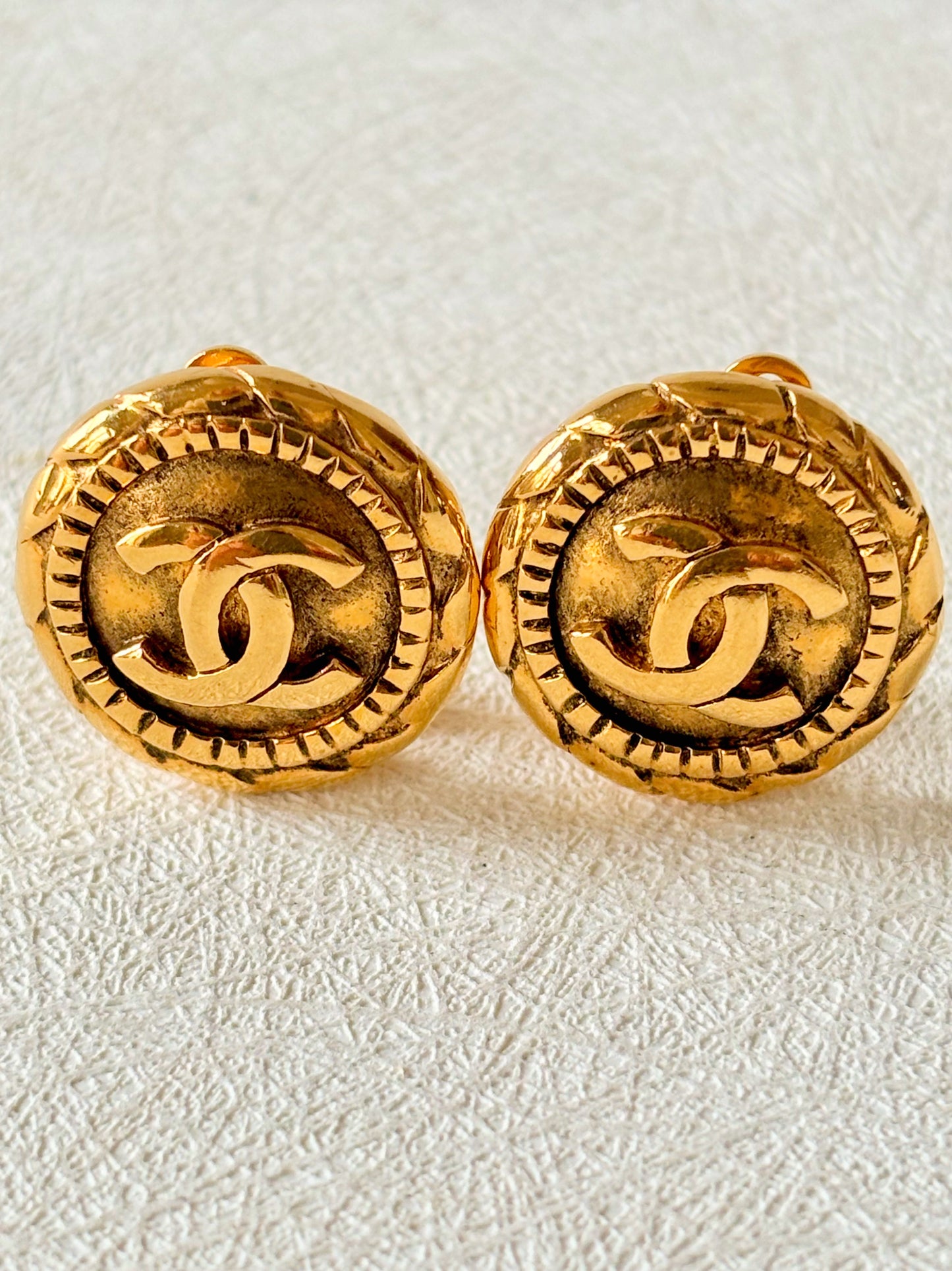 CHANEL Boucles d'oreilles